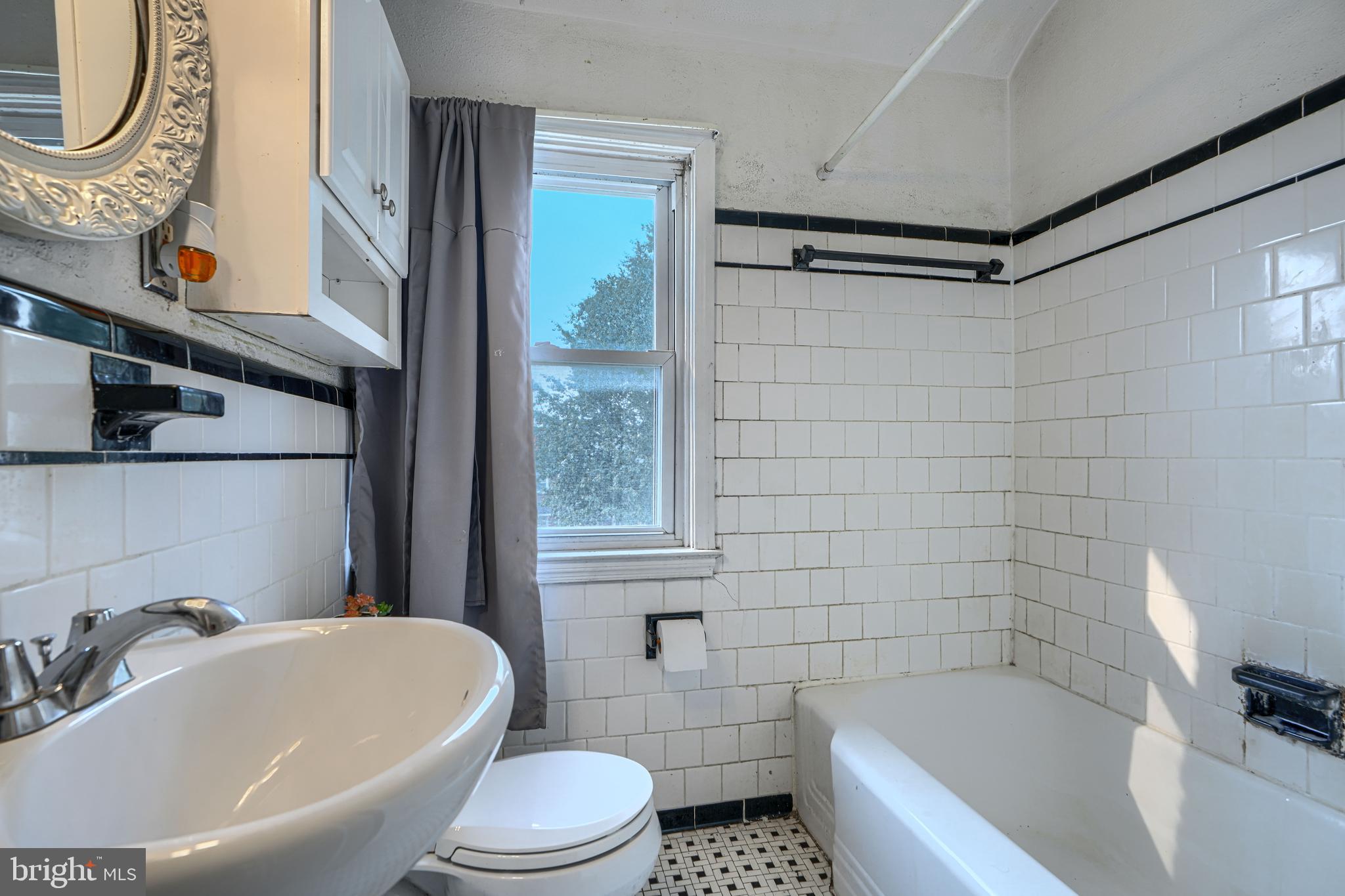 RIDGELEIGH - Residential