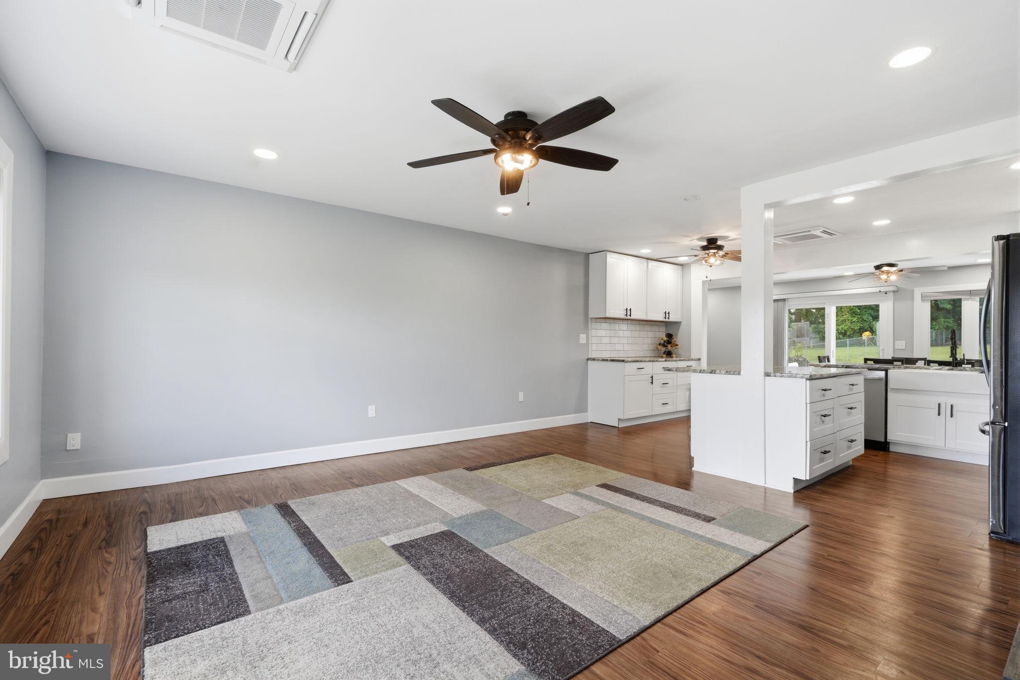 VERMILION HILL - Residential
