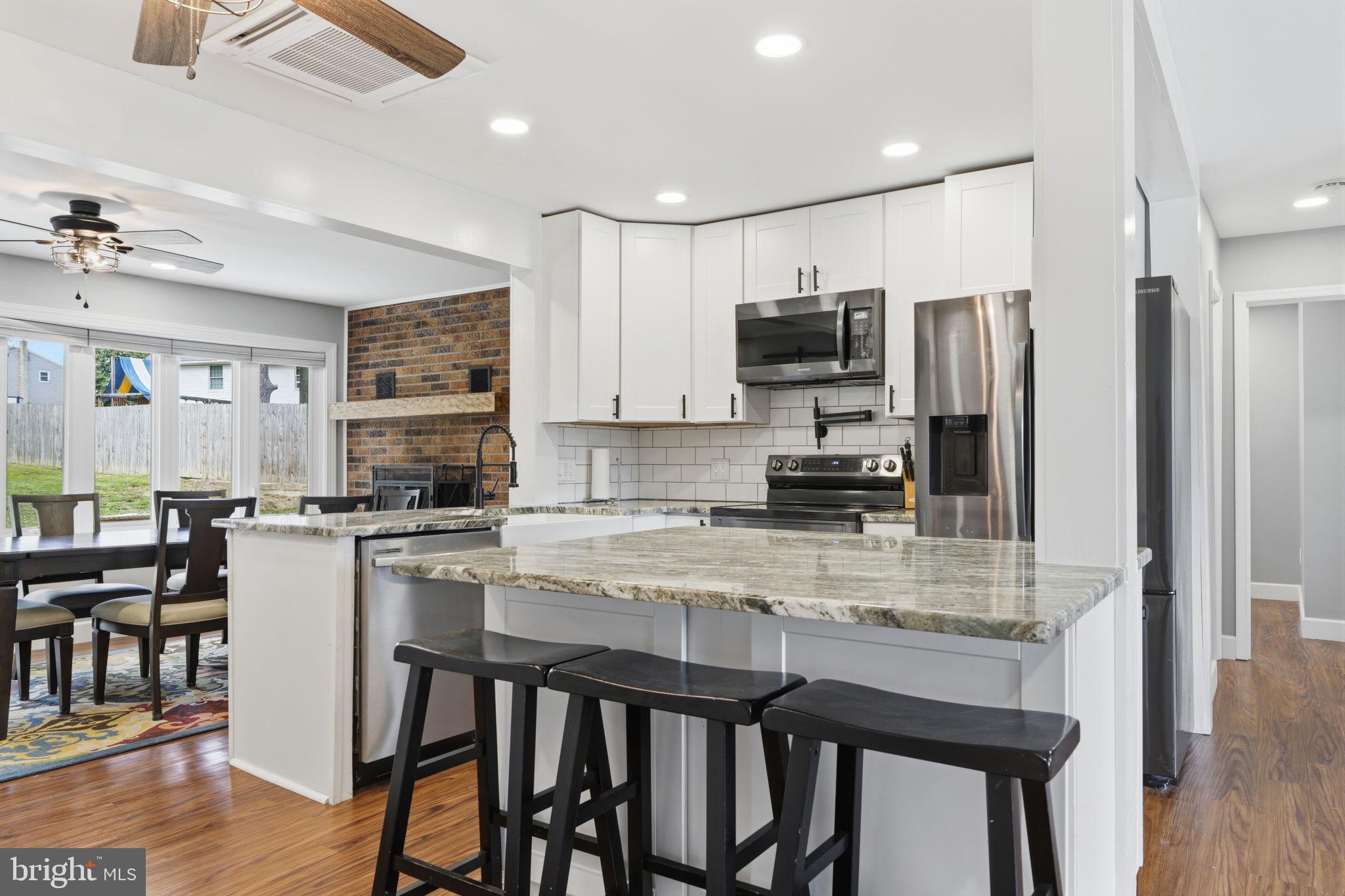 VERMILION HILL - Residential