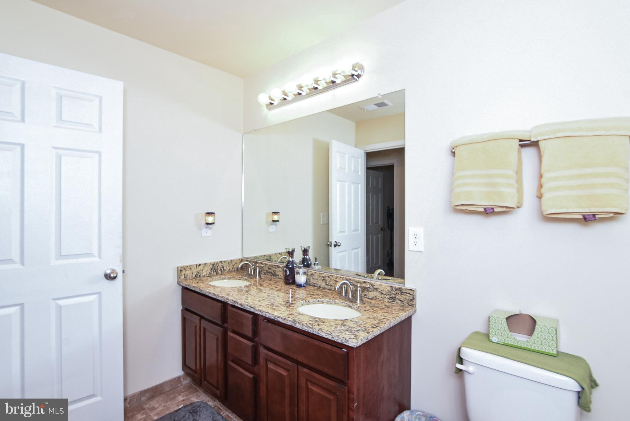 PRESIDENTIAL LAKES - Residential