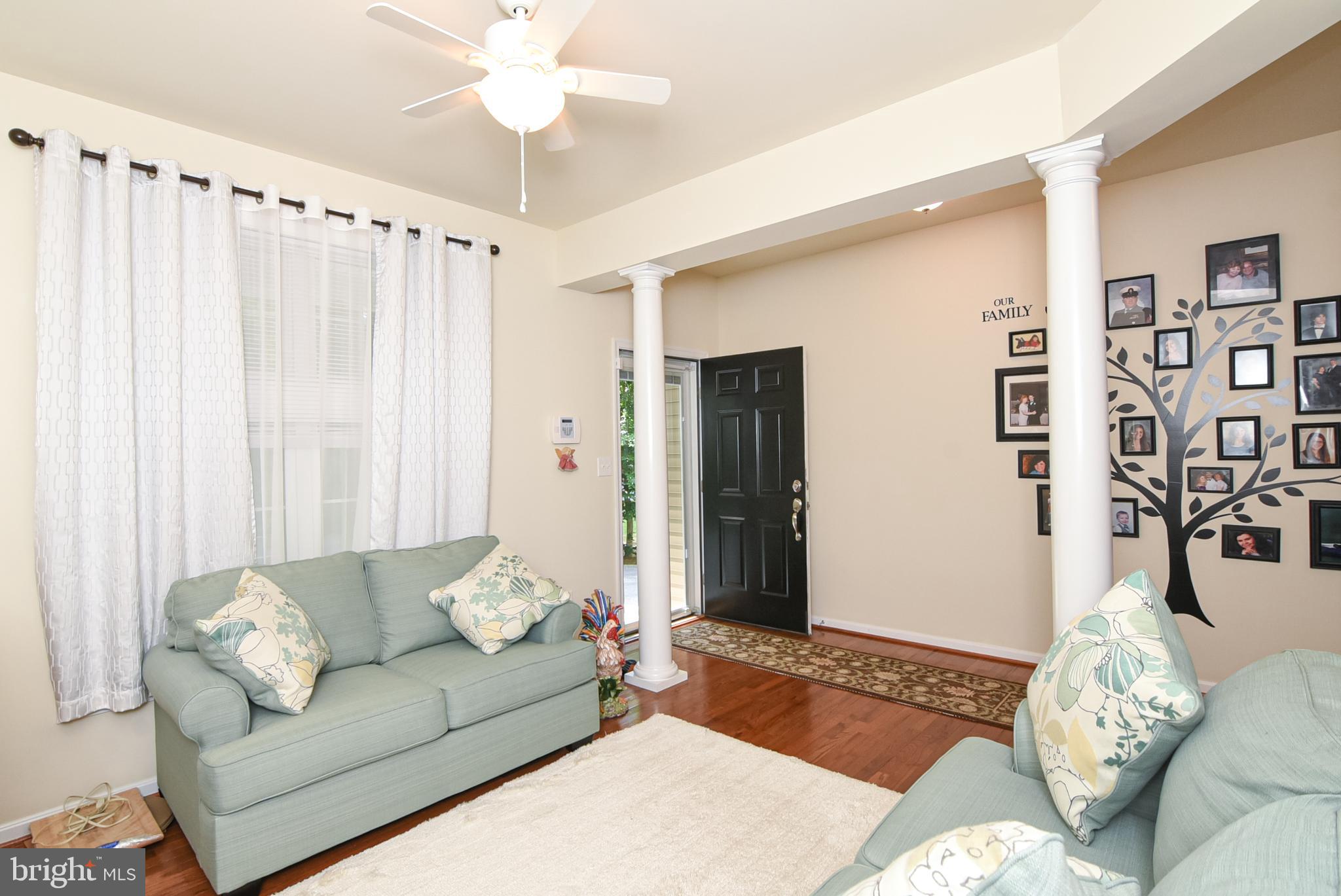 PRESIDENTIAL LAKES - Residential
