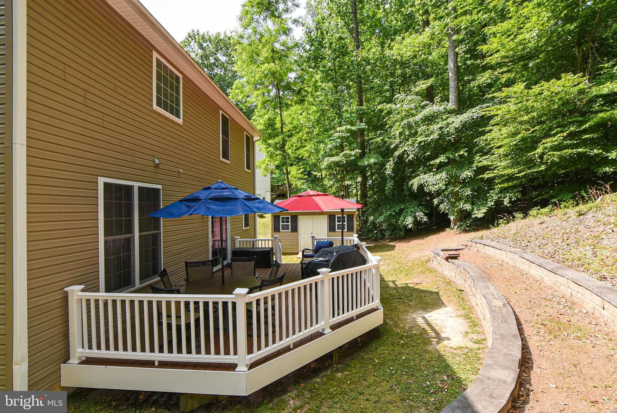 PRESIDENTIAL LAKES - Residential