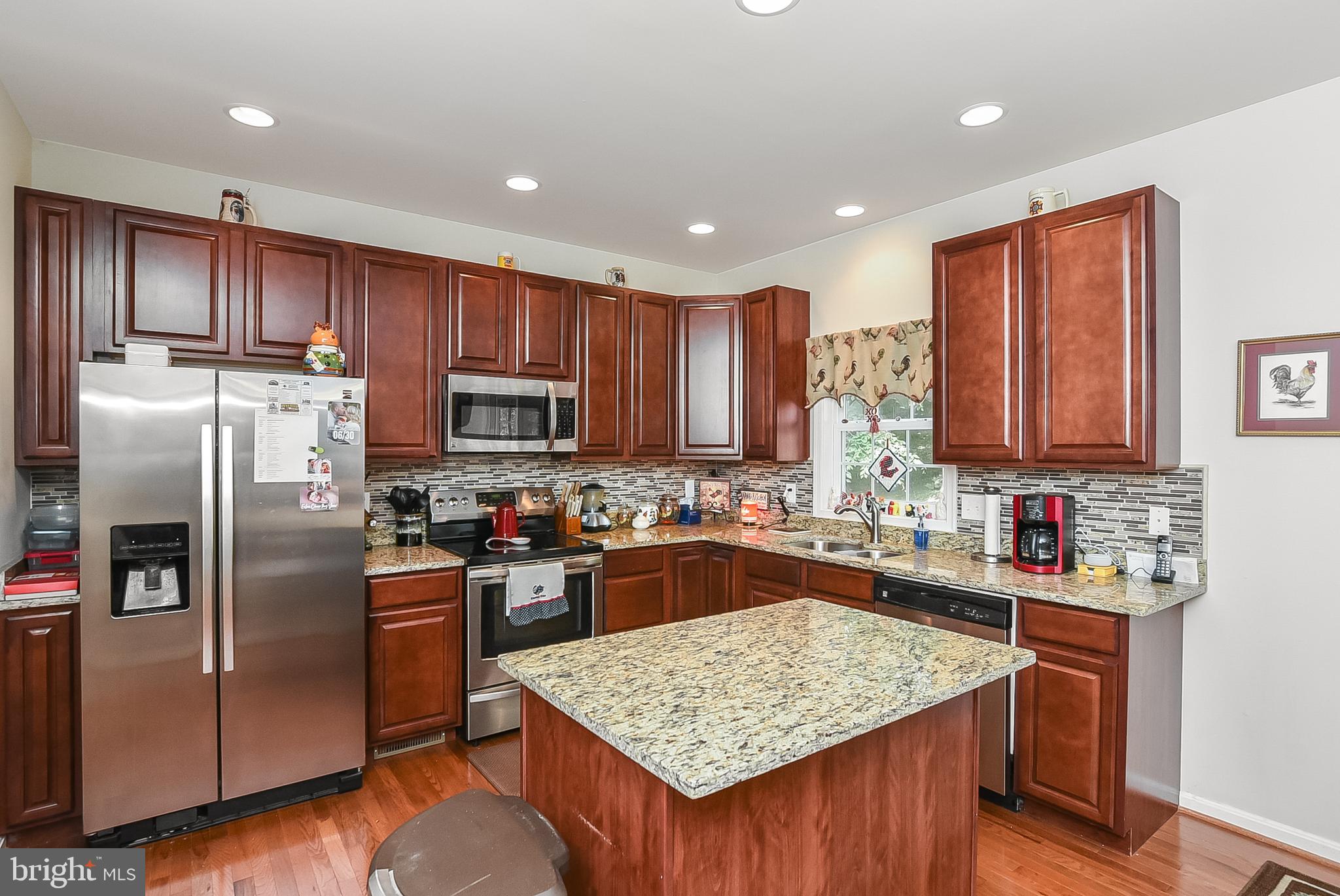 PRESIDENTIAL LAKES - Residential