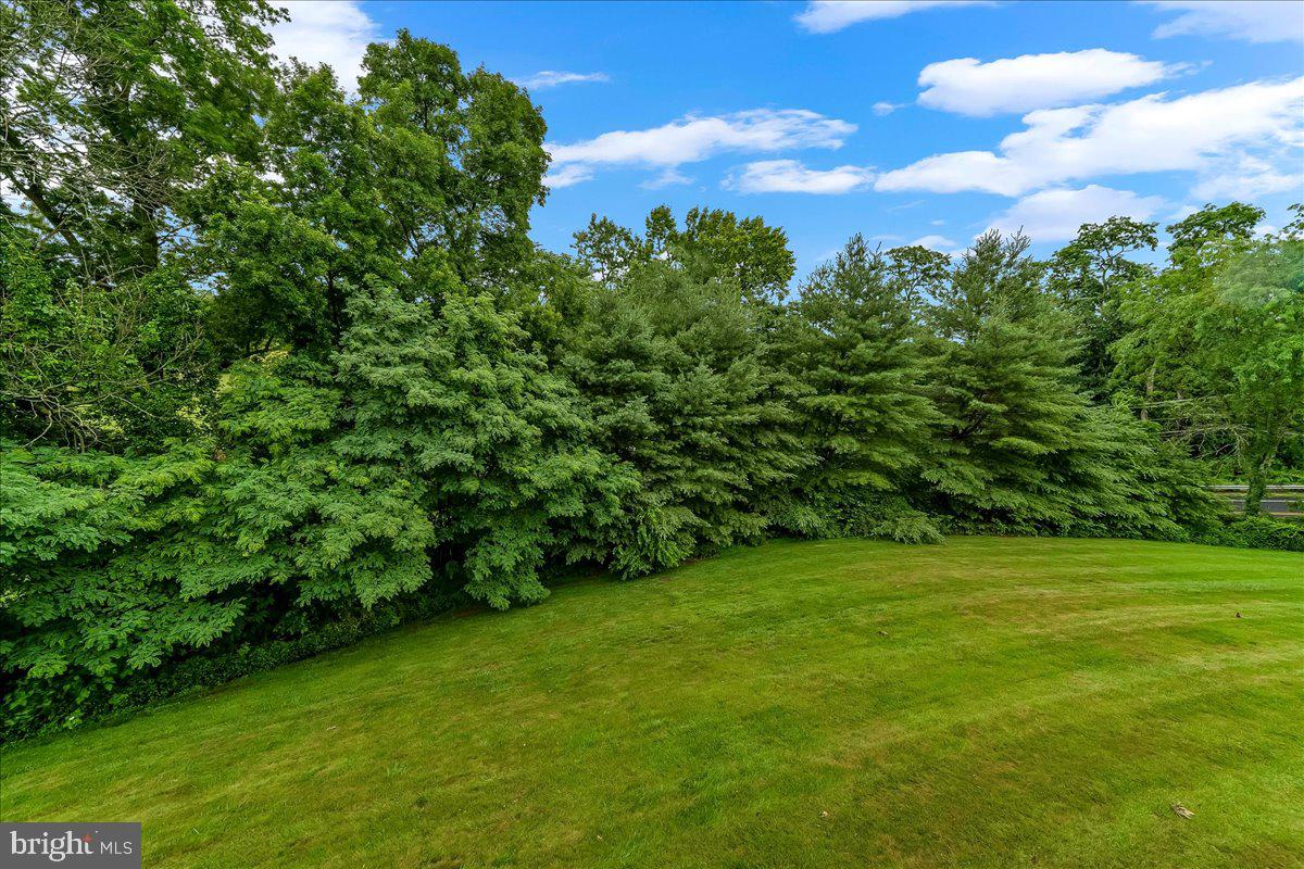 GARNET VALLEY WOODS - Residential