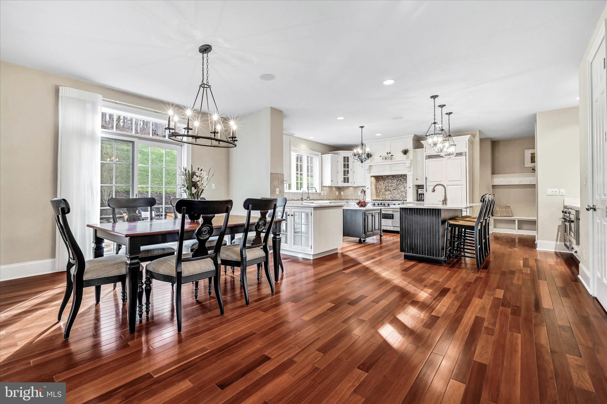 INVERNESS AT SPRIN - Residential