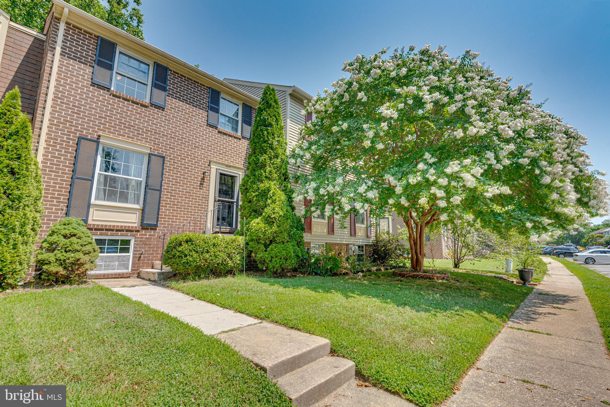 ELIZABETHS LANDING - Residential