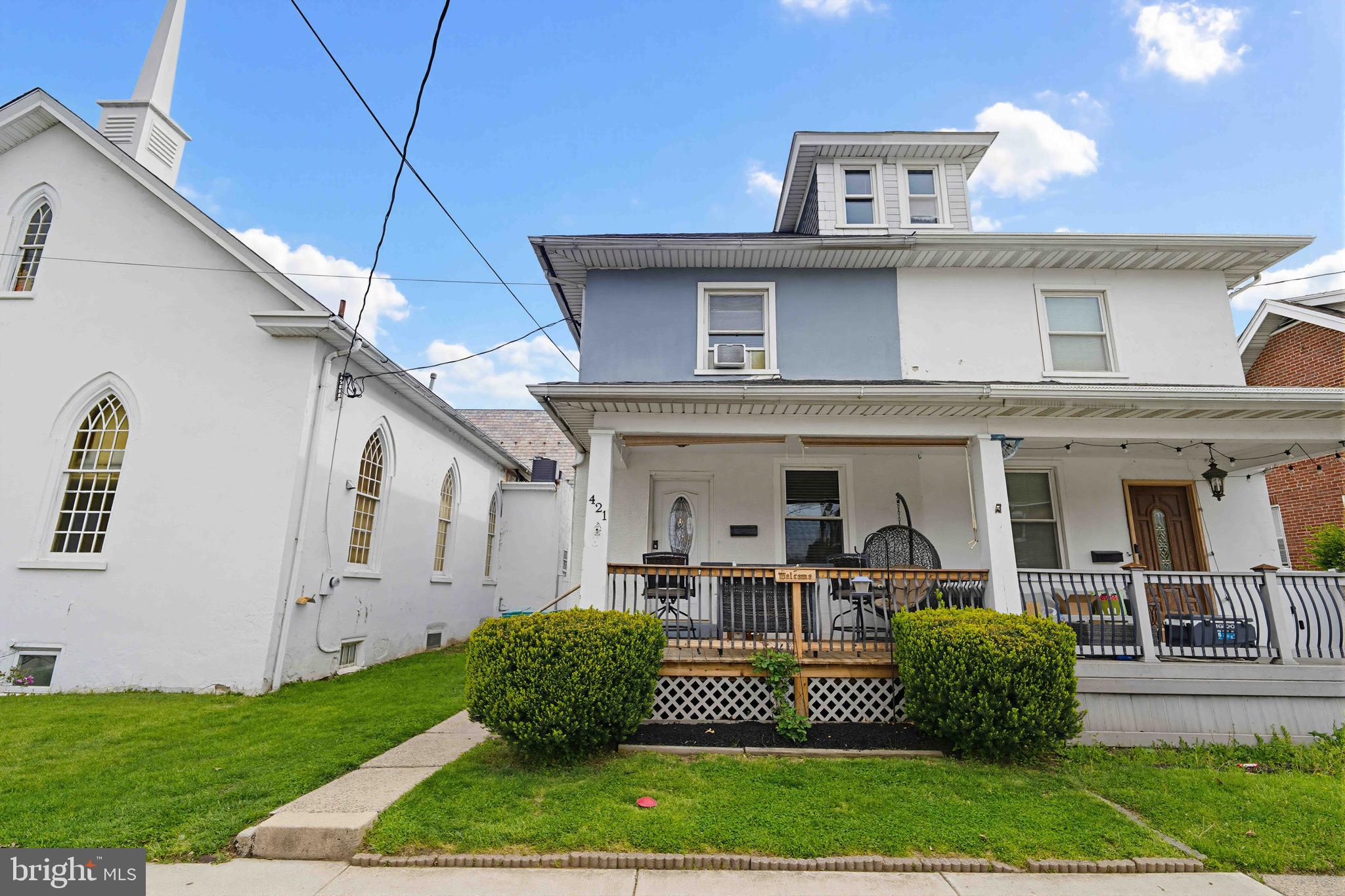 LANSDALE - Residential