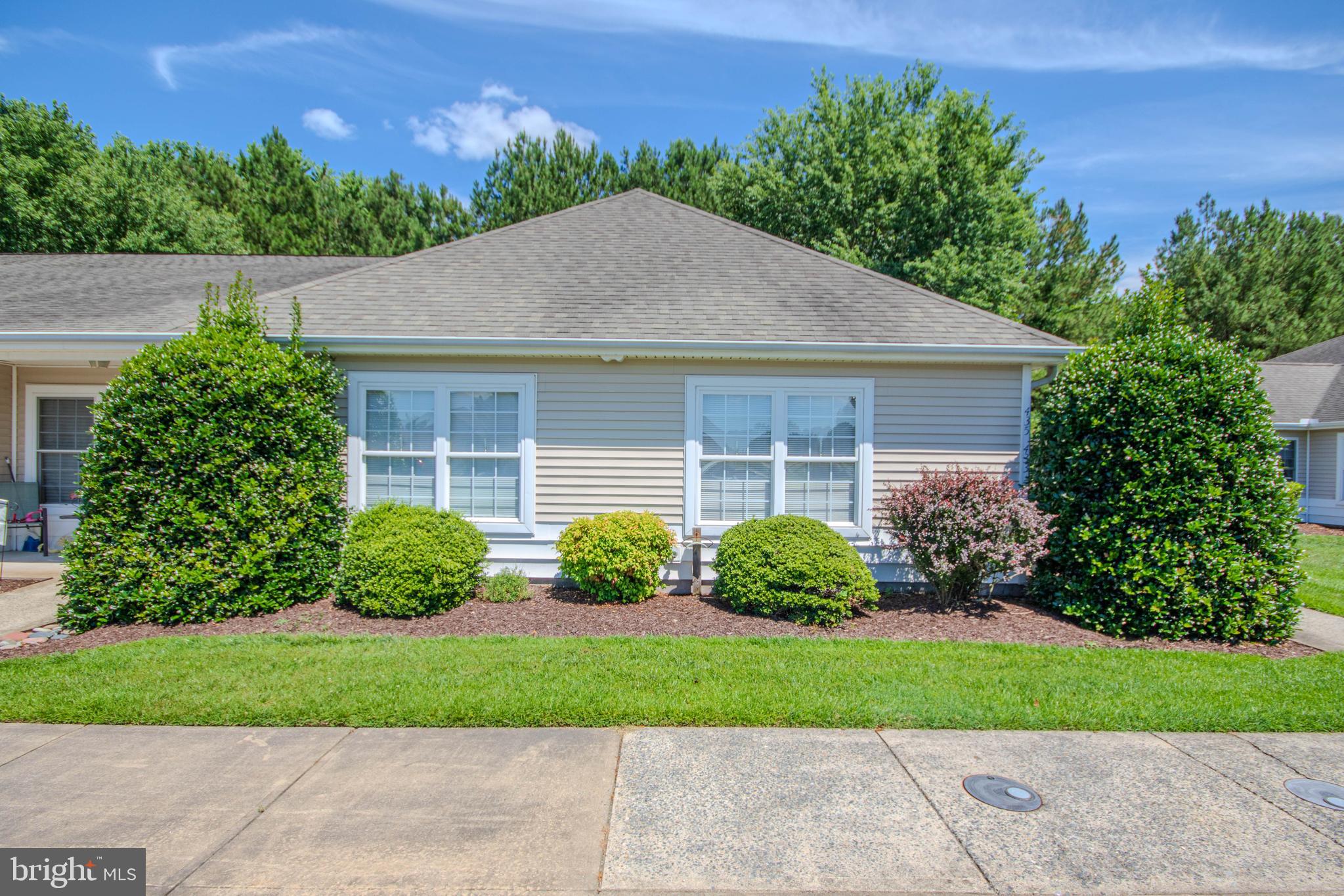 AVALON RETIREMENT COMM - Residential
