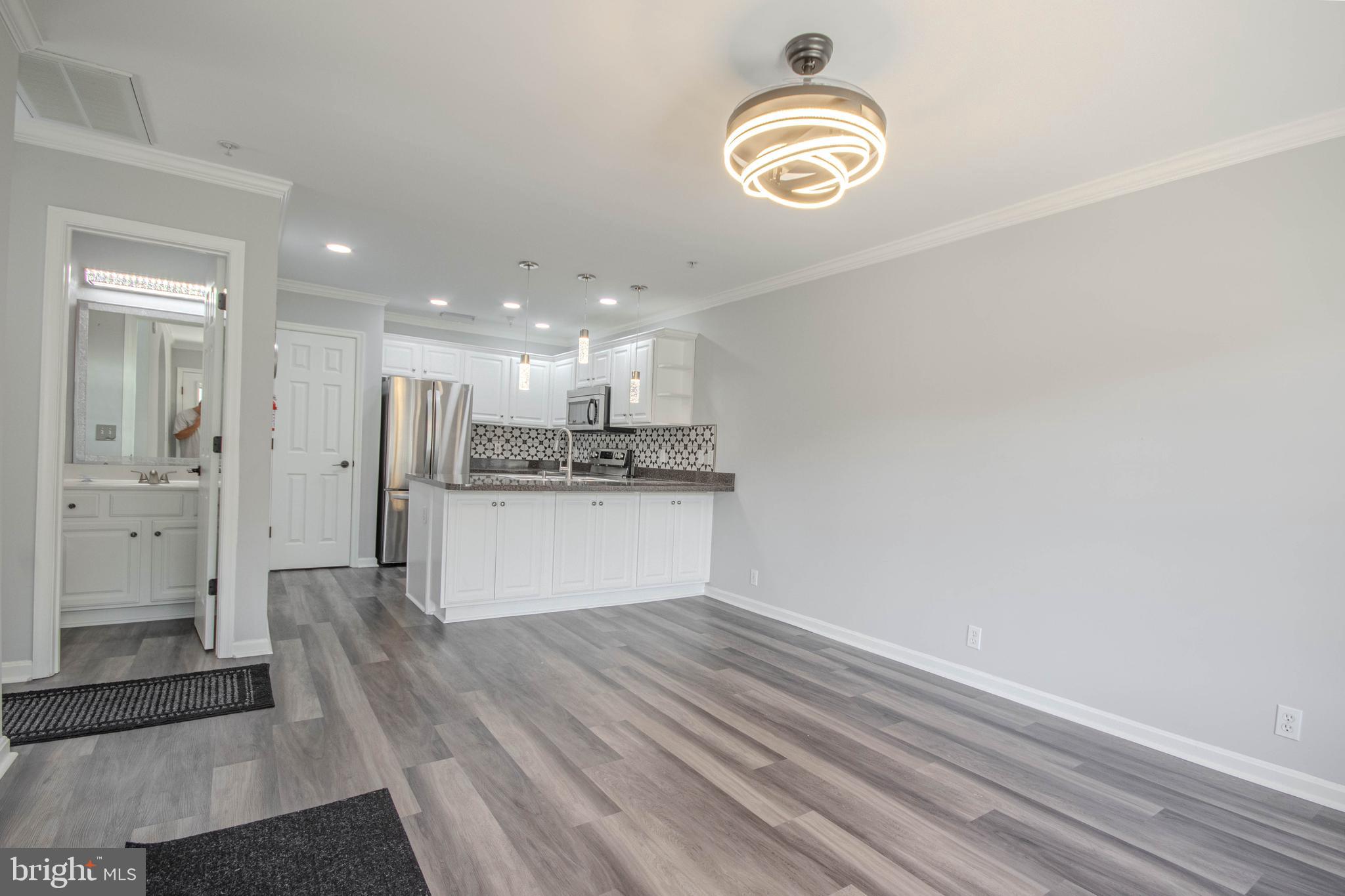 AVALON RETIREMENT COMM - Residential