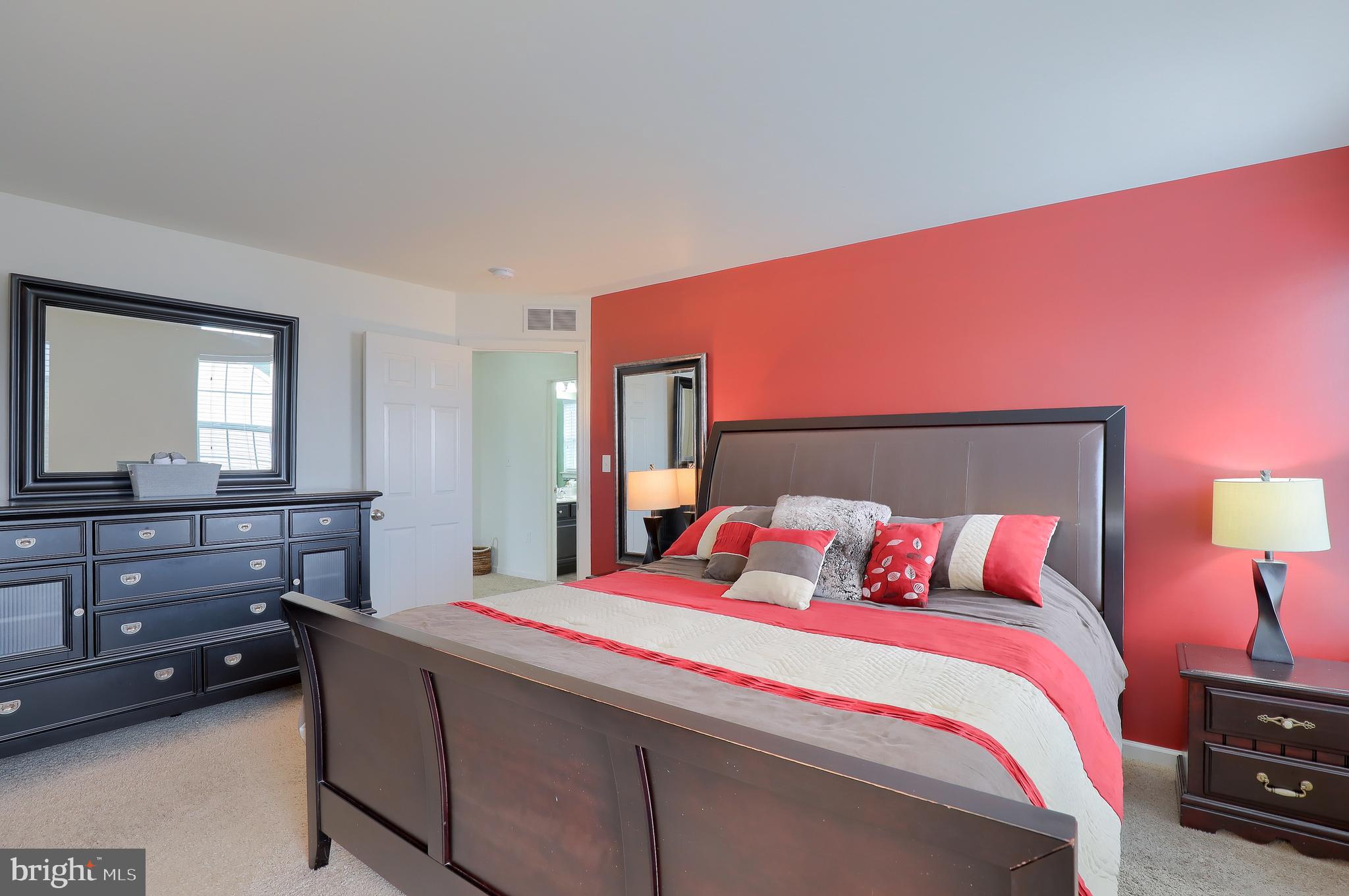 SUMMERLYN GREEN - Residential