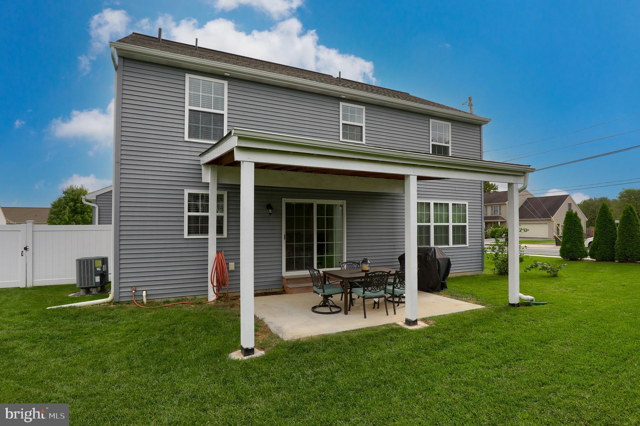SUMMERLYN GREEN - Residential