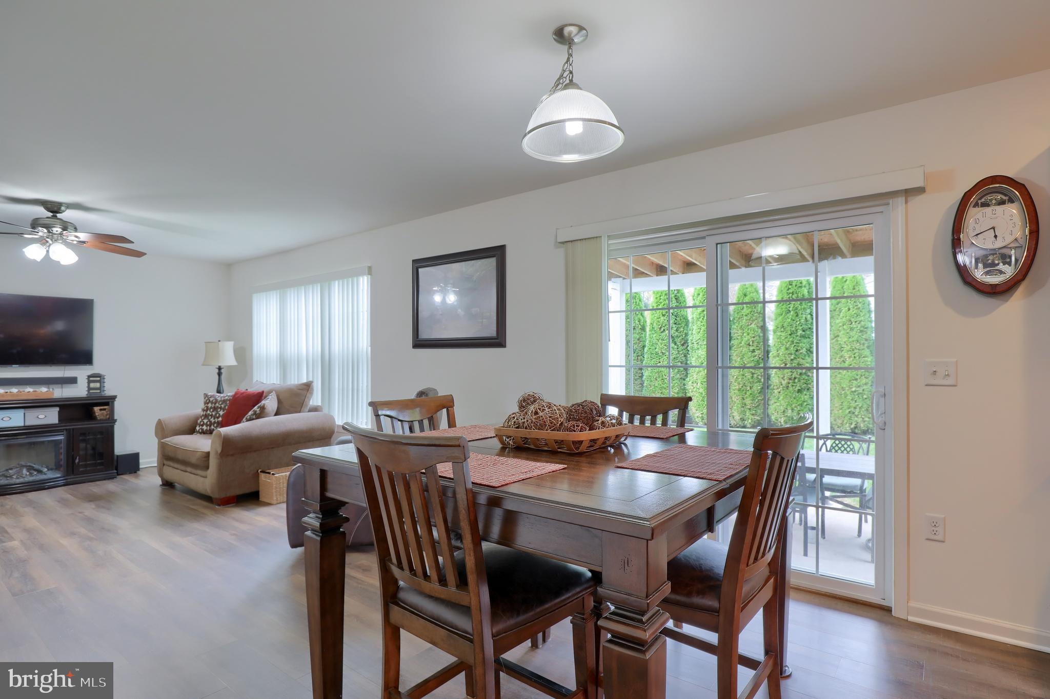 SUMMERLYN GREEN - Residential
