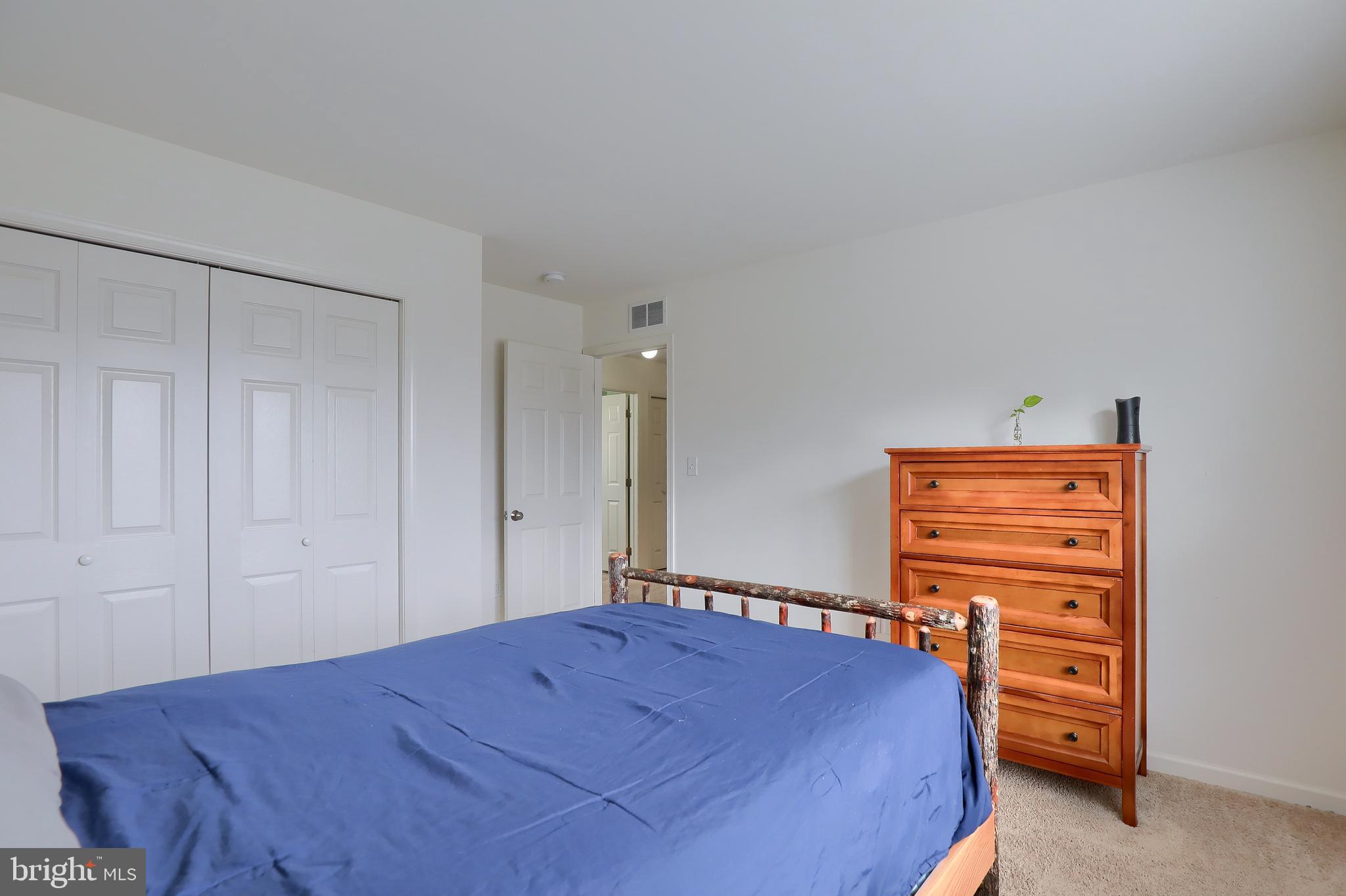 SUMMERLYN GREEN - Residential