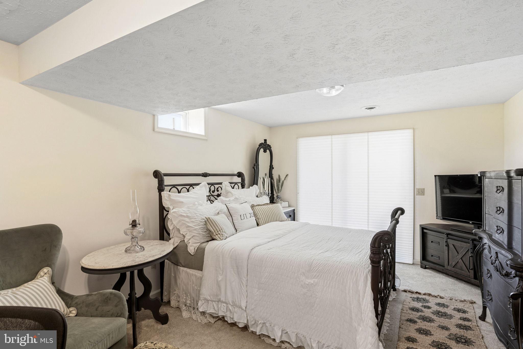 SPARKLIN SPRINGS - Residential