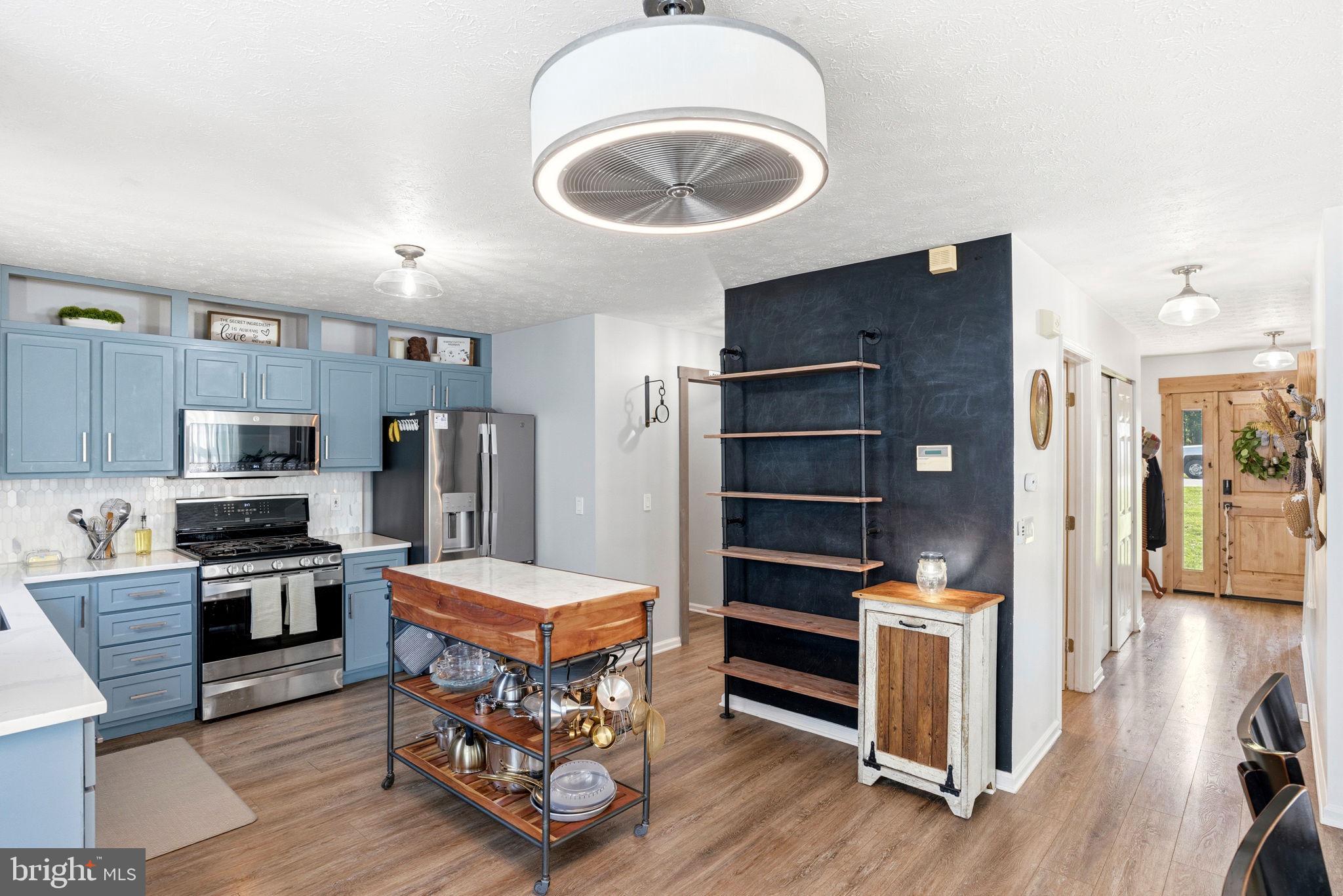 SPARKLIN SPRINGS - Residential