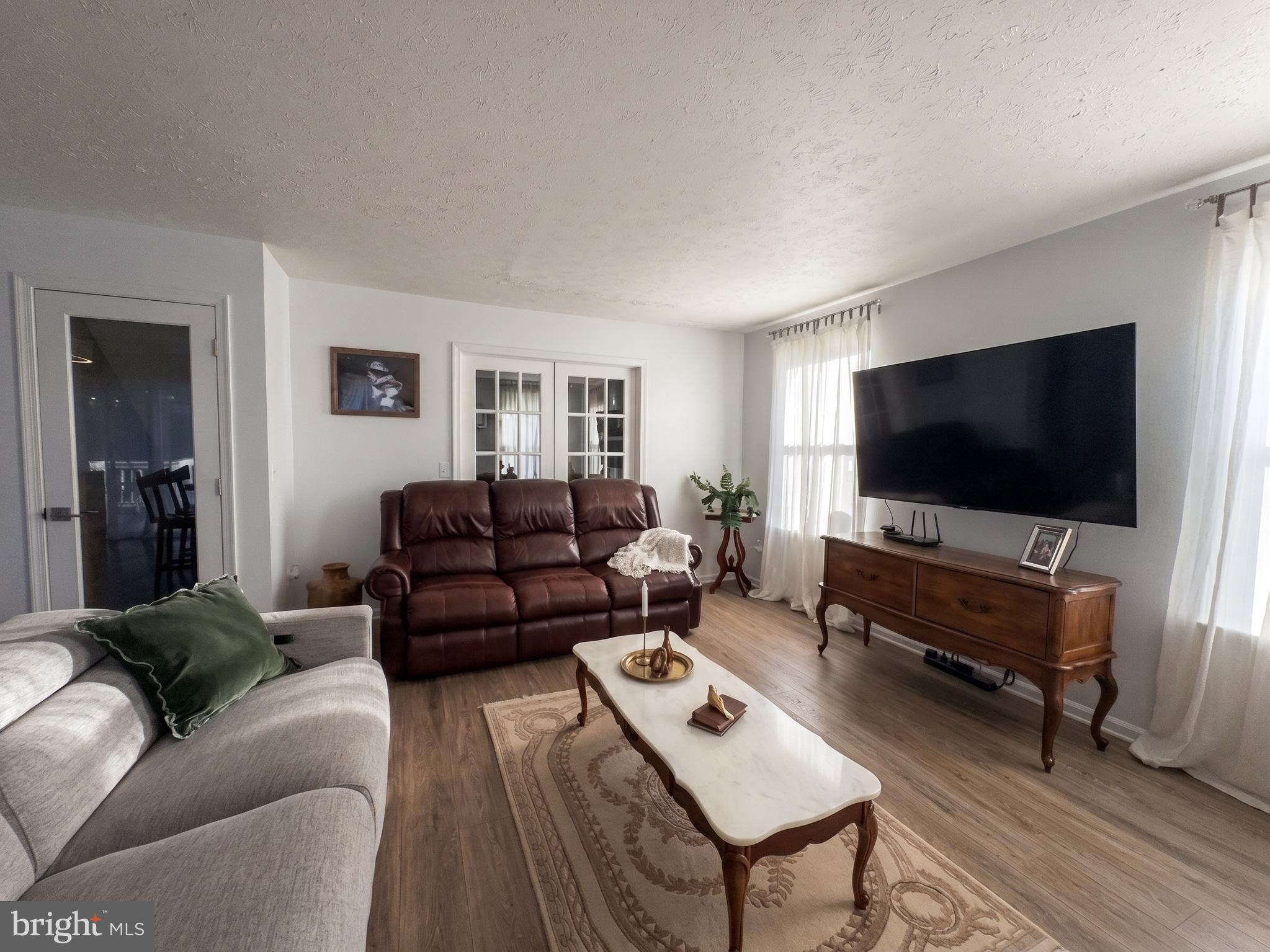 SPARKLIN SPRINGS - Residential