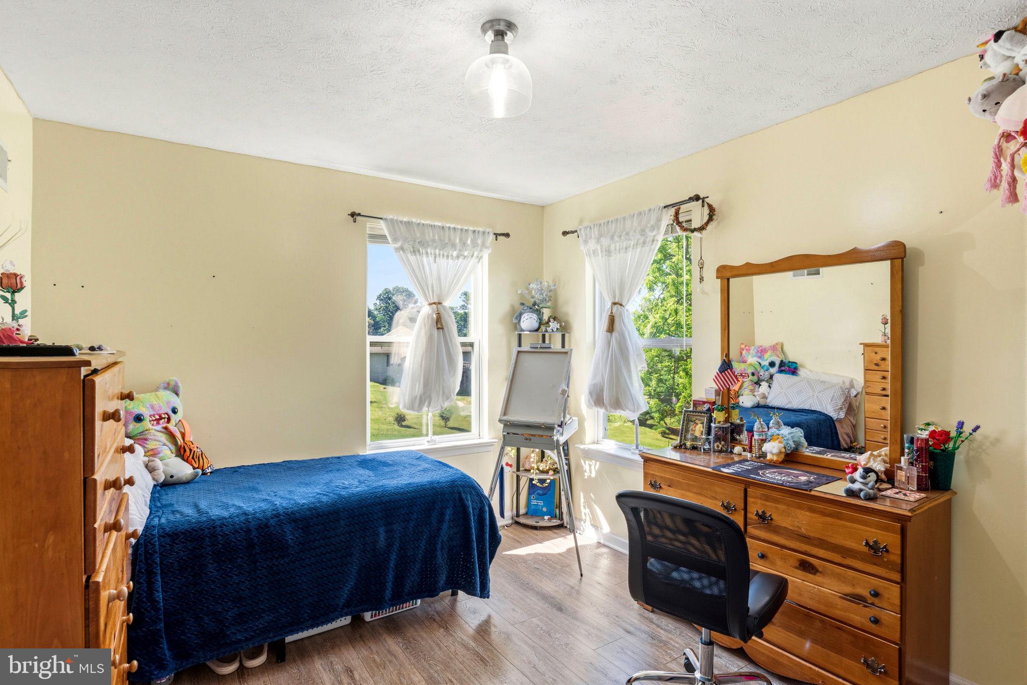 SPARKLIN SPRINGS - Residential
