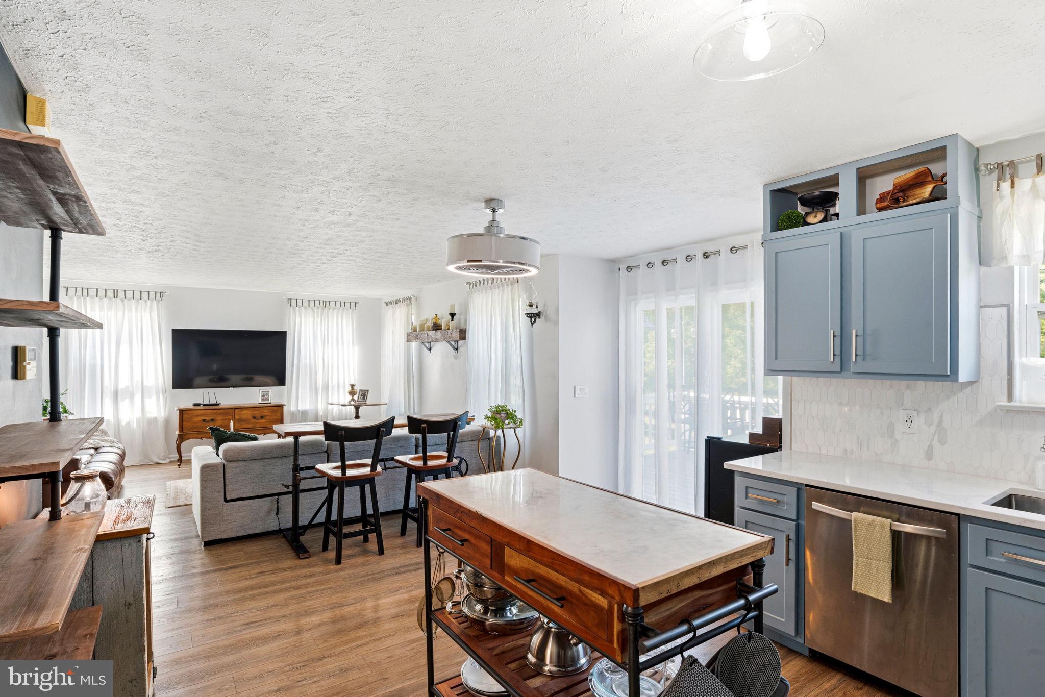 SPARKLIN SPRINGS - Residential
