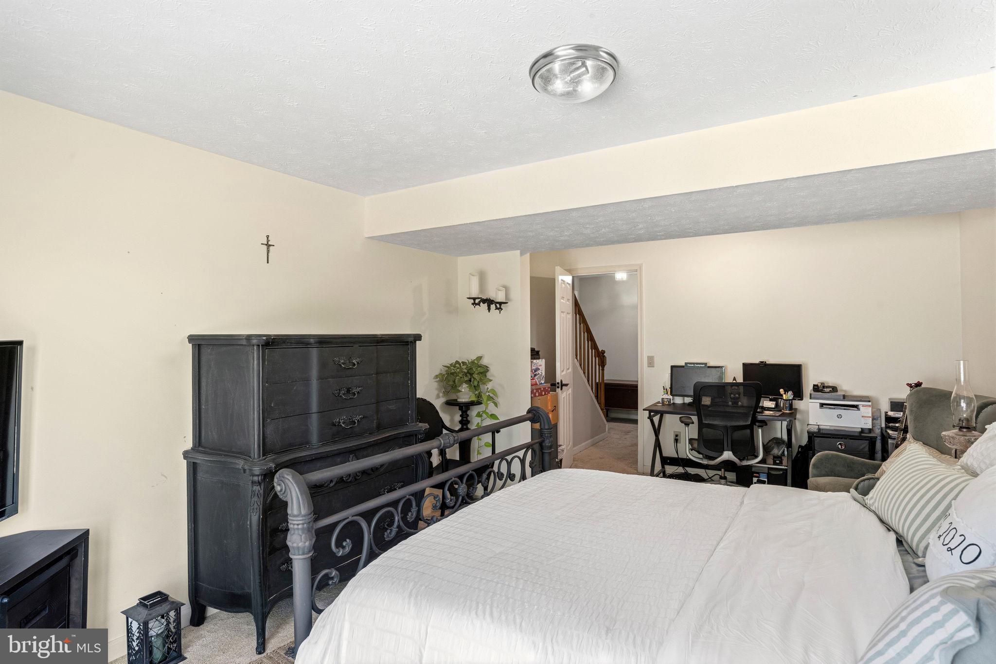 SPARKLIN SPRINGS - Residential