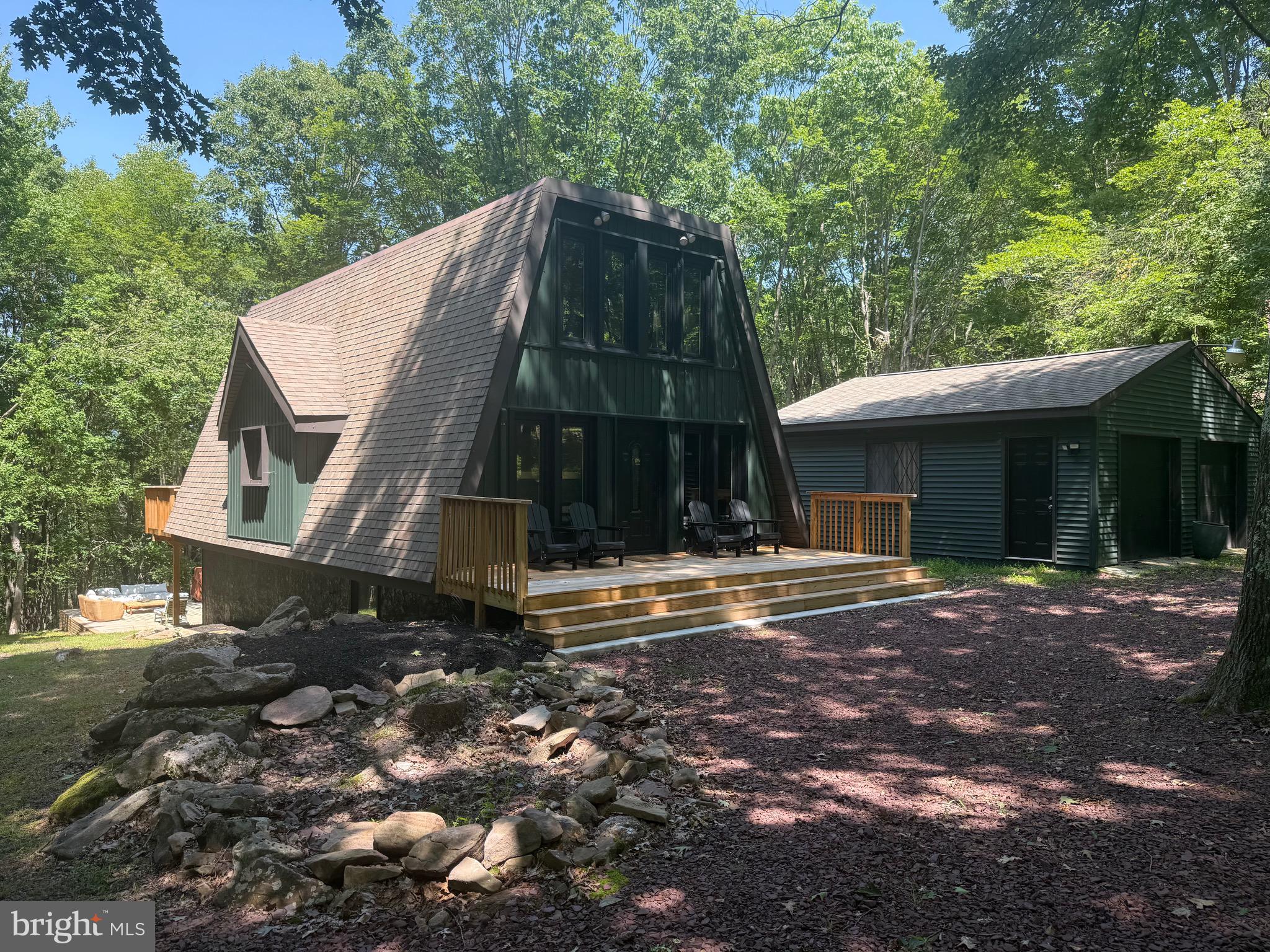 BRIER CREST WOODS - Residential