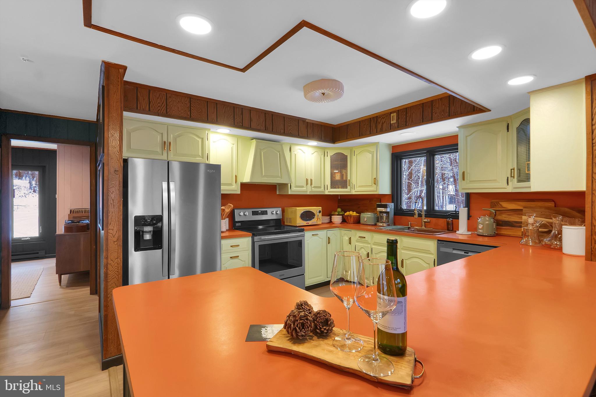 BRIER CREST WOODS - Residential