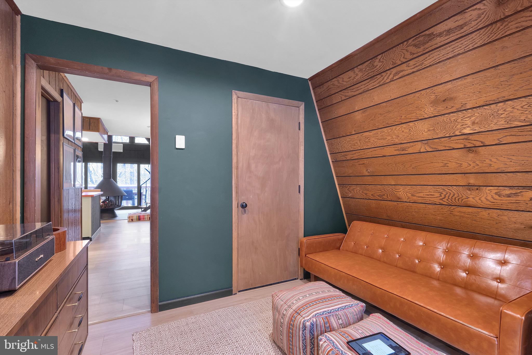 BRIER CREST WOODS - Residential