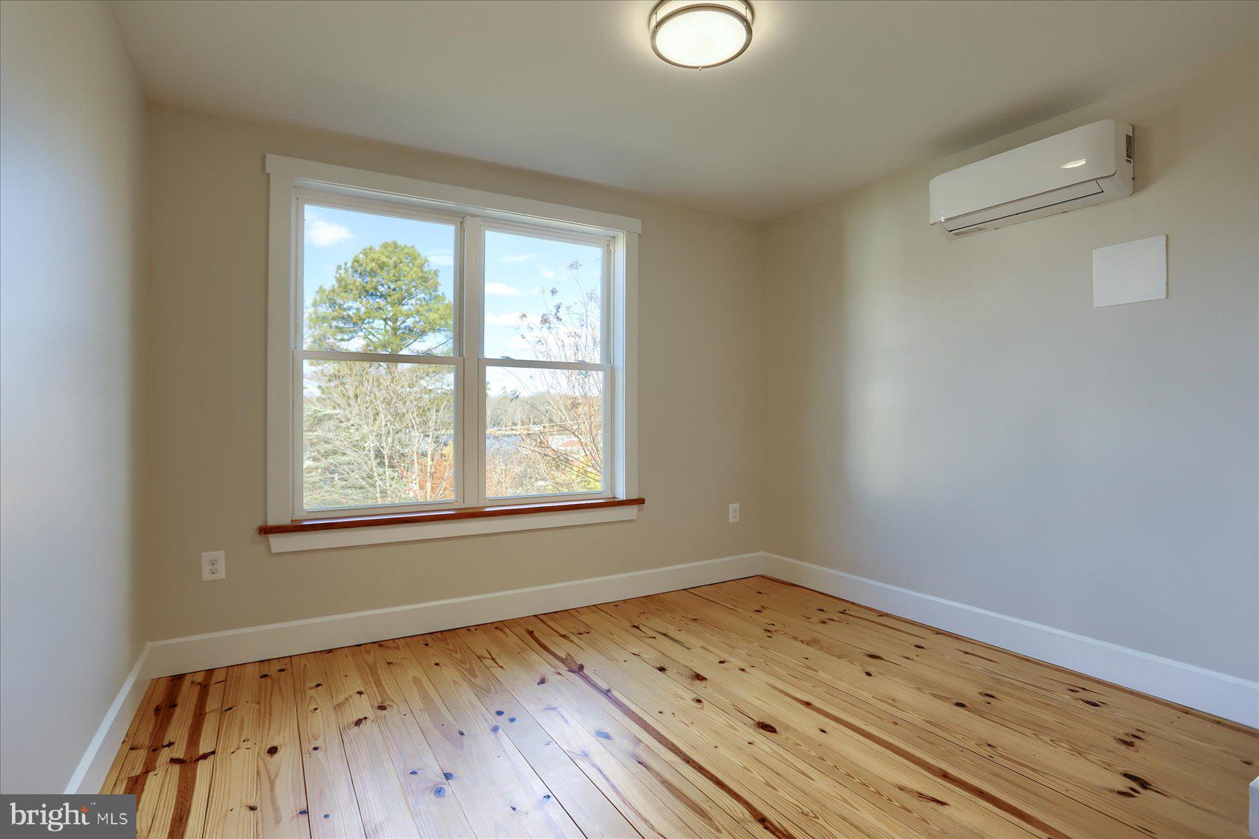 BARRISON POINT - Residential
