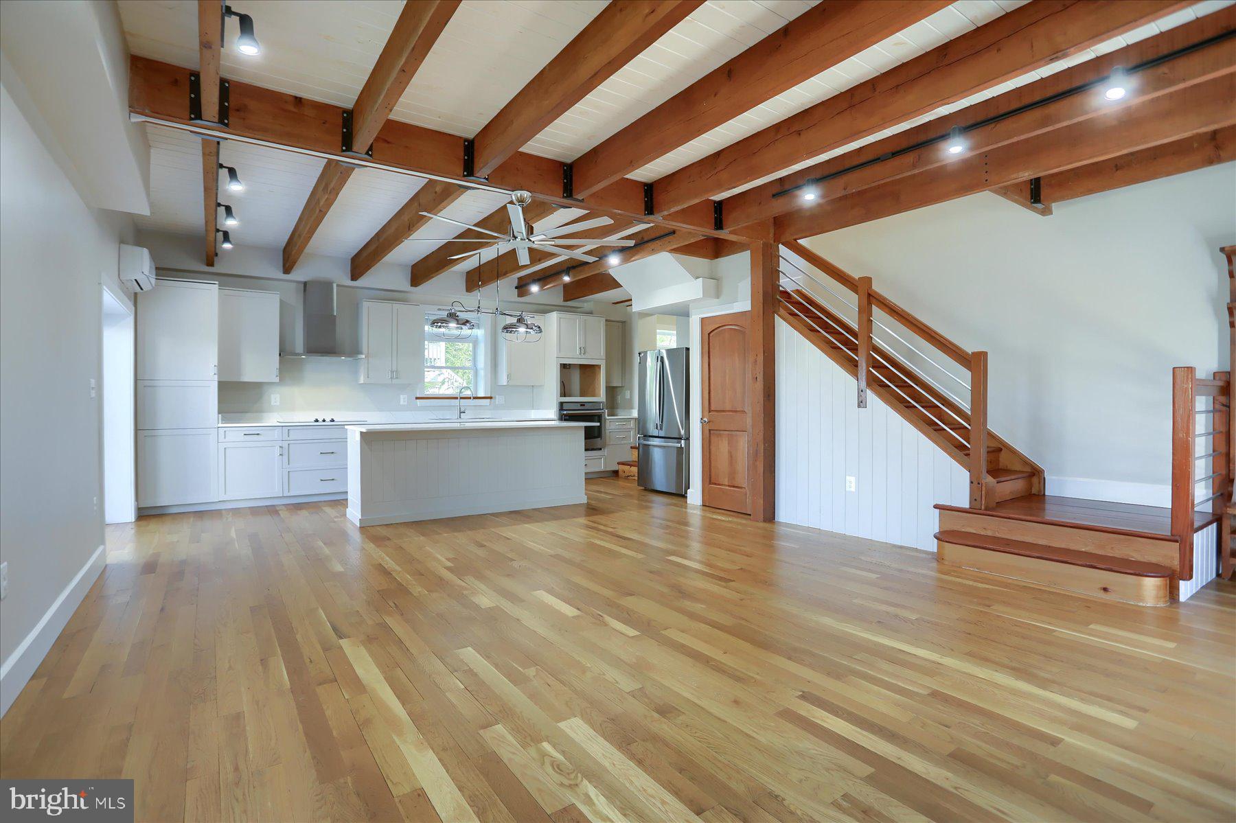 BARRISON POINT - Residential