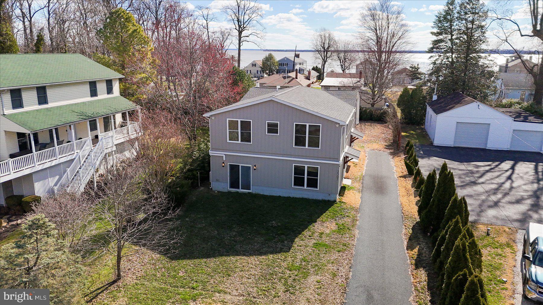 BARRISON POINT - Residential