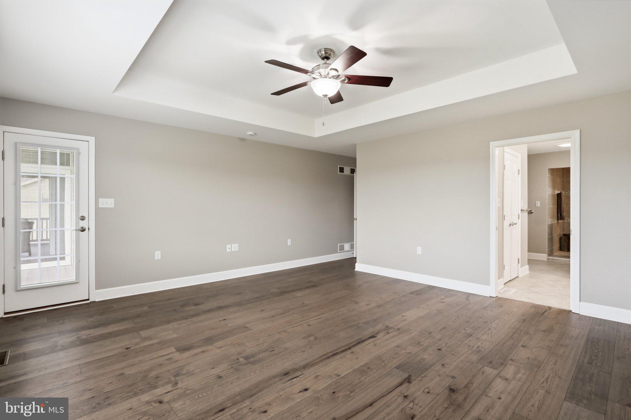 PENN NATIONAL GOLF COURSE COMMUNITY - Residential