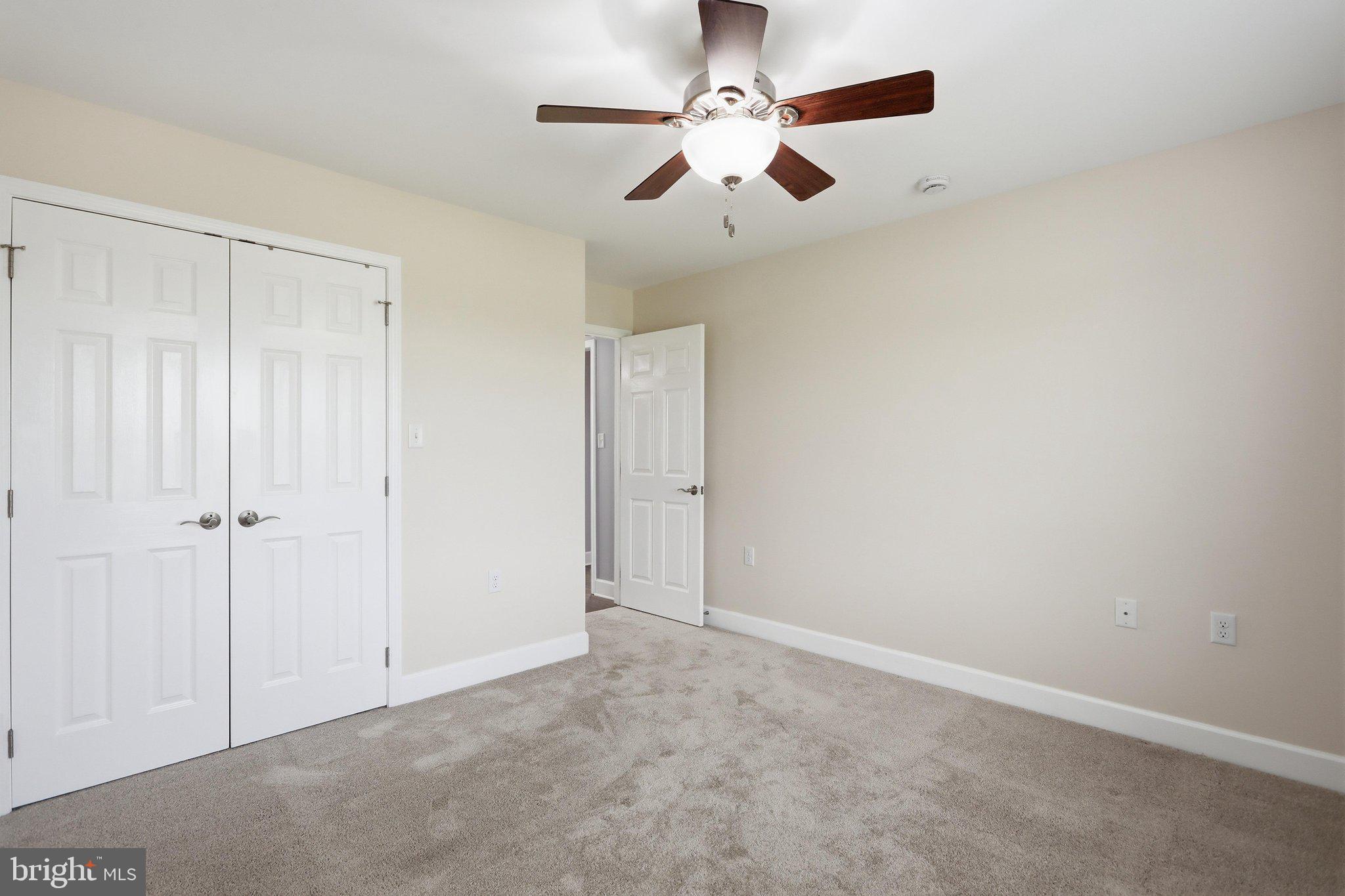 PENN NATIONAL GOLF COURSE COMMUNITY - Residential