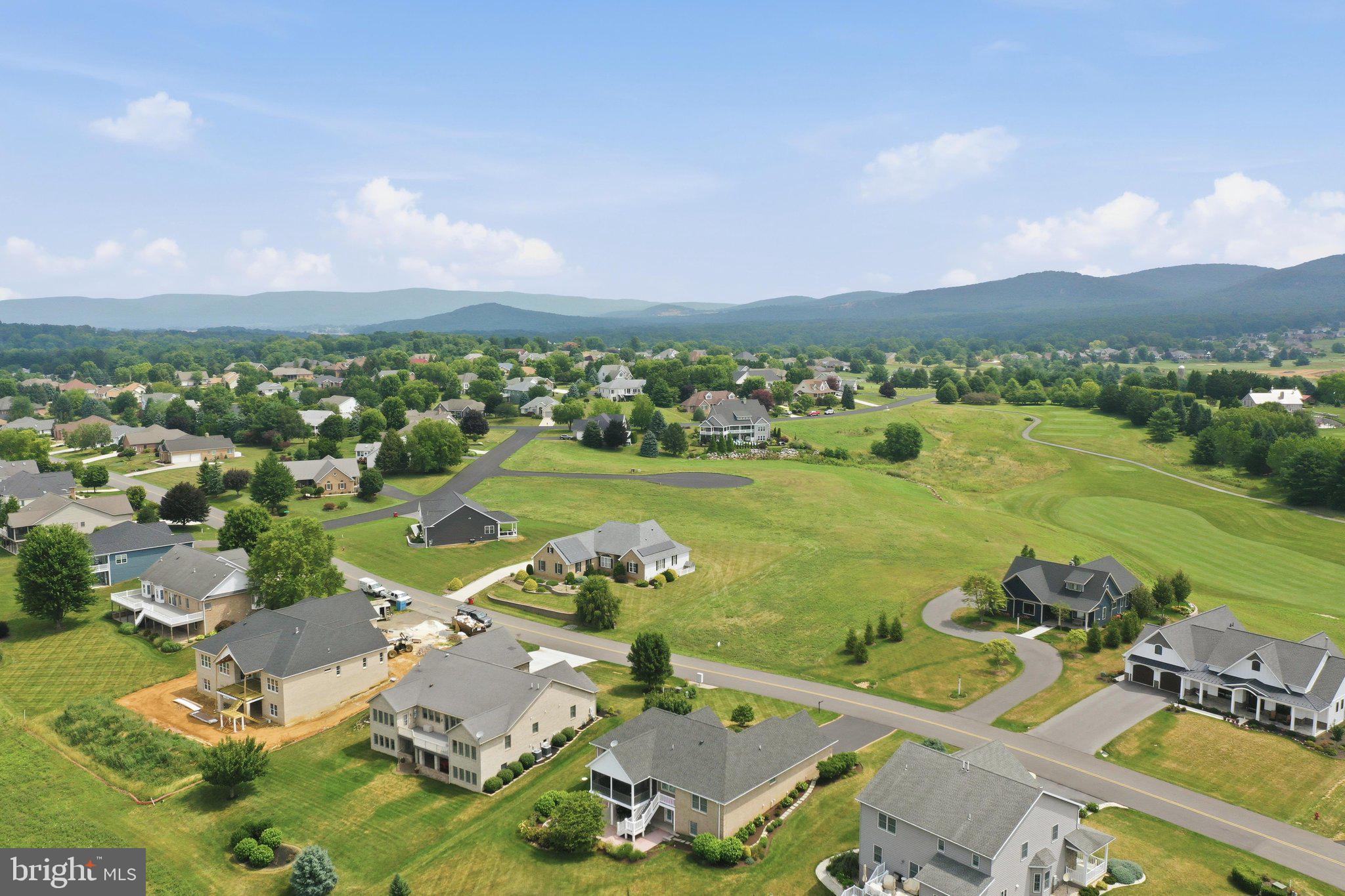PENN NATIONAL GOLF COURSE COMMUNITY - Residential
