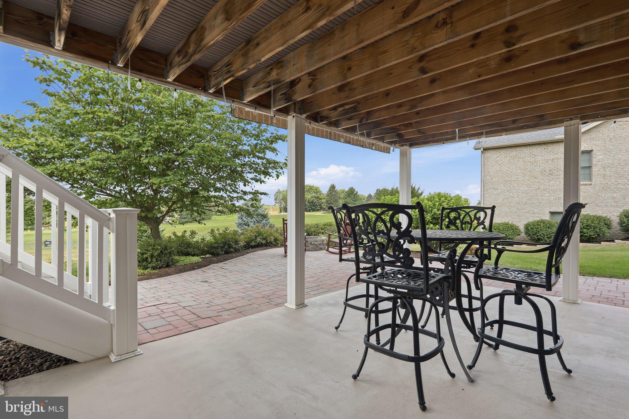 PENN NATIONAL GOLF COURSE COMMUNITY - Residential