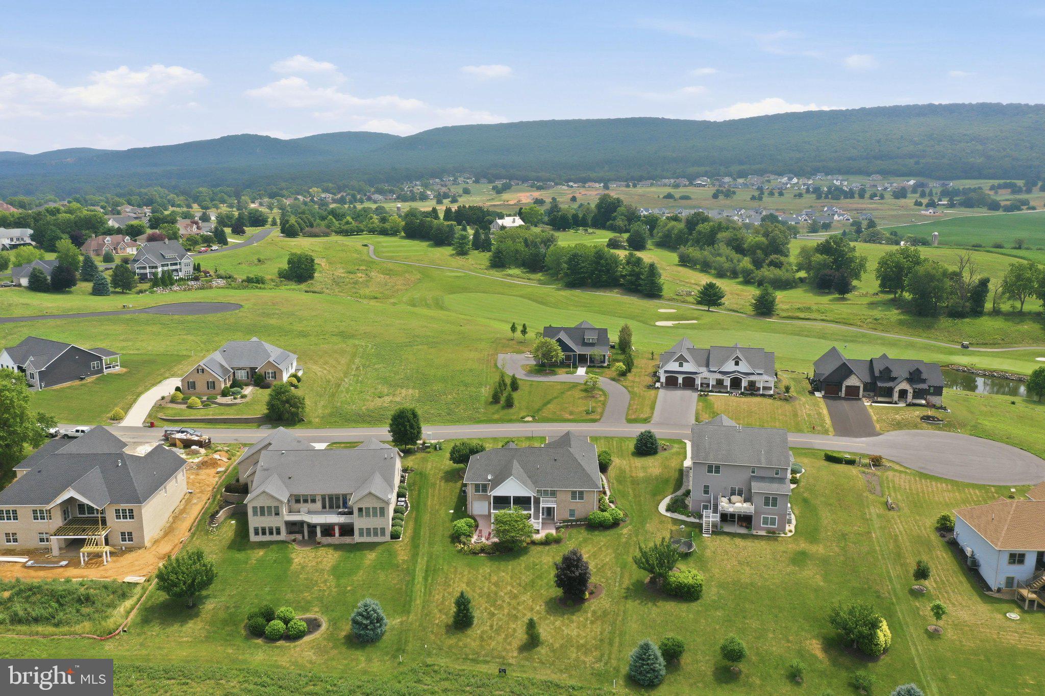 PENN NATIONAL GOLF COURSE COMMUNITY - Residential