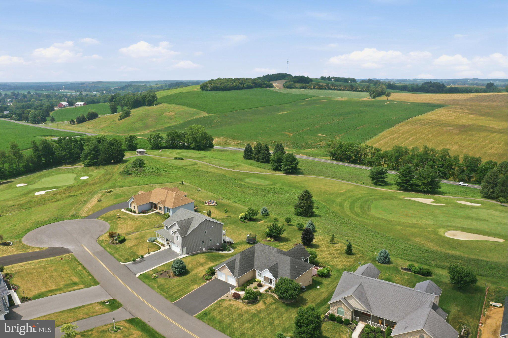 PENN NATIONAL GOLF COURSE COMMUNITY - Residential