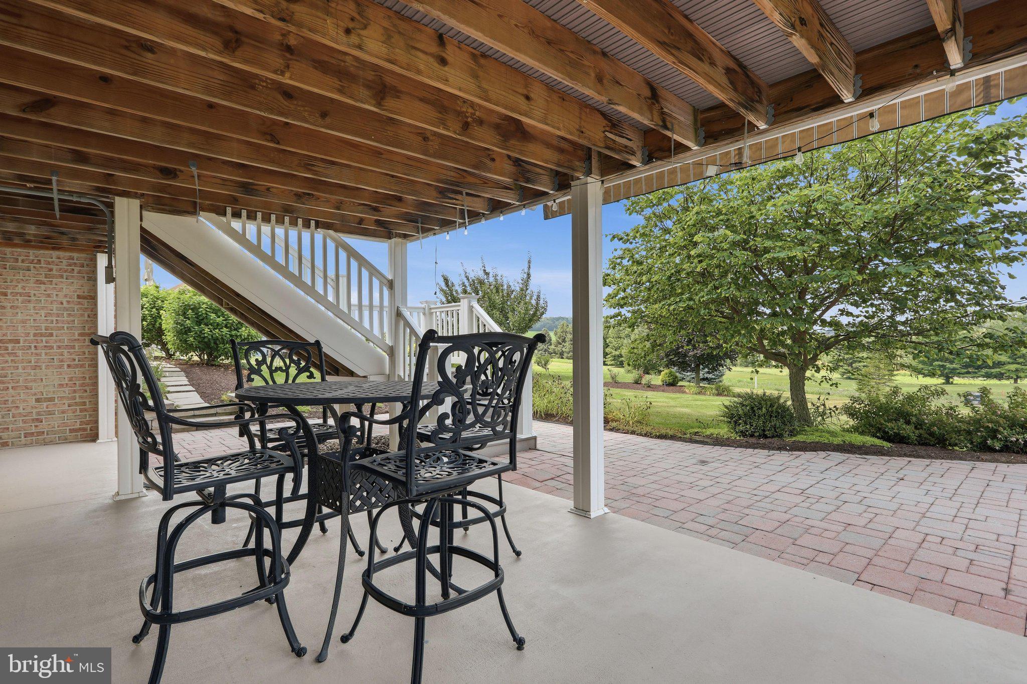PENN NATIONAL GOLF COURSE COMMUNITY - Residential