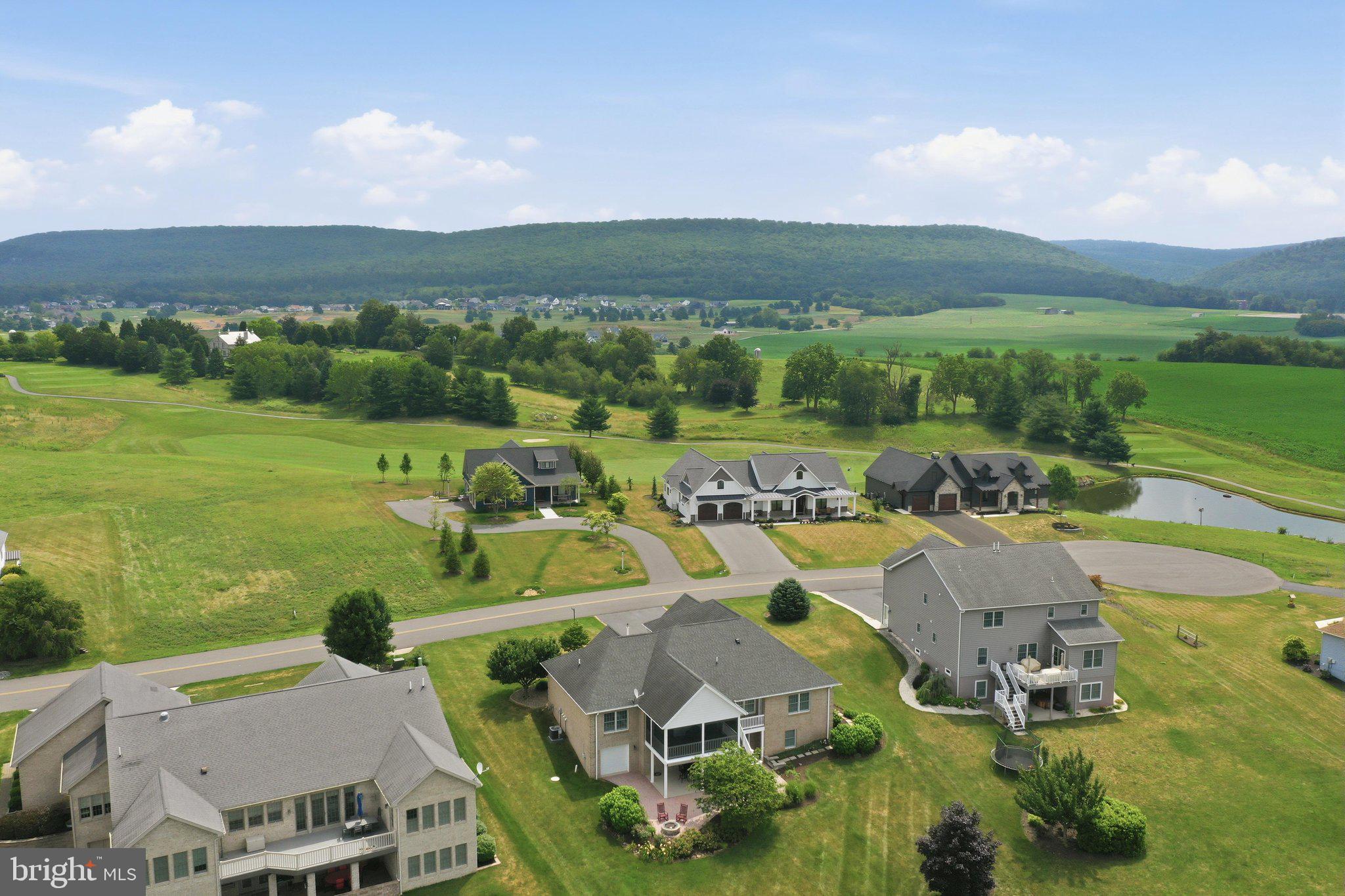 PENN NATIONAL GOLF COURSE COMMUNITY - Residential