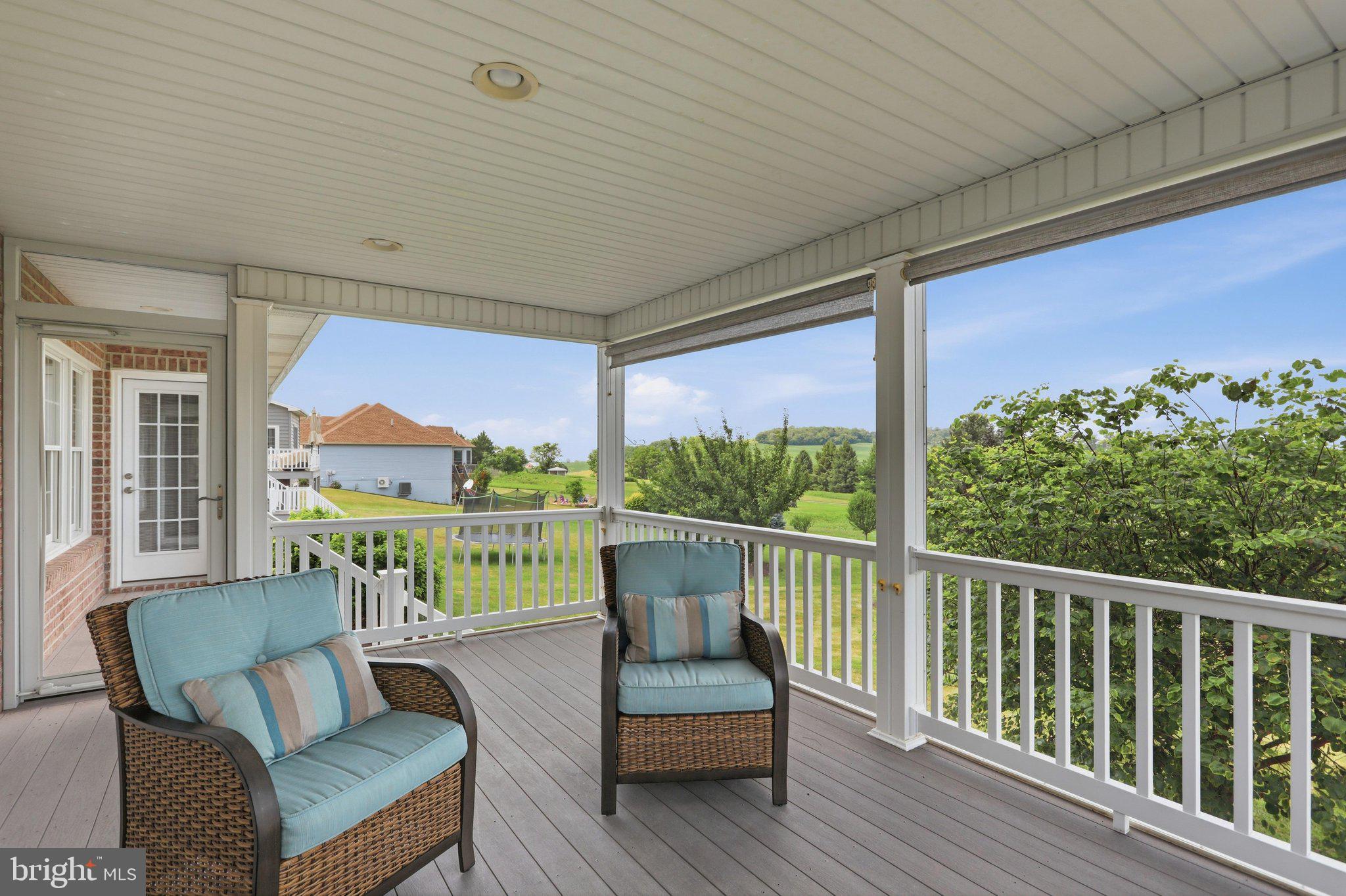 PENN NATIONAL GOLF COURSE COMMUNITY - Residential