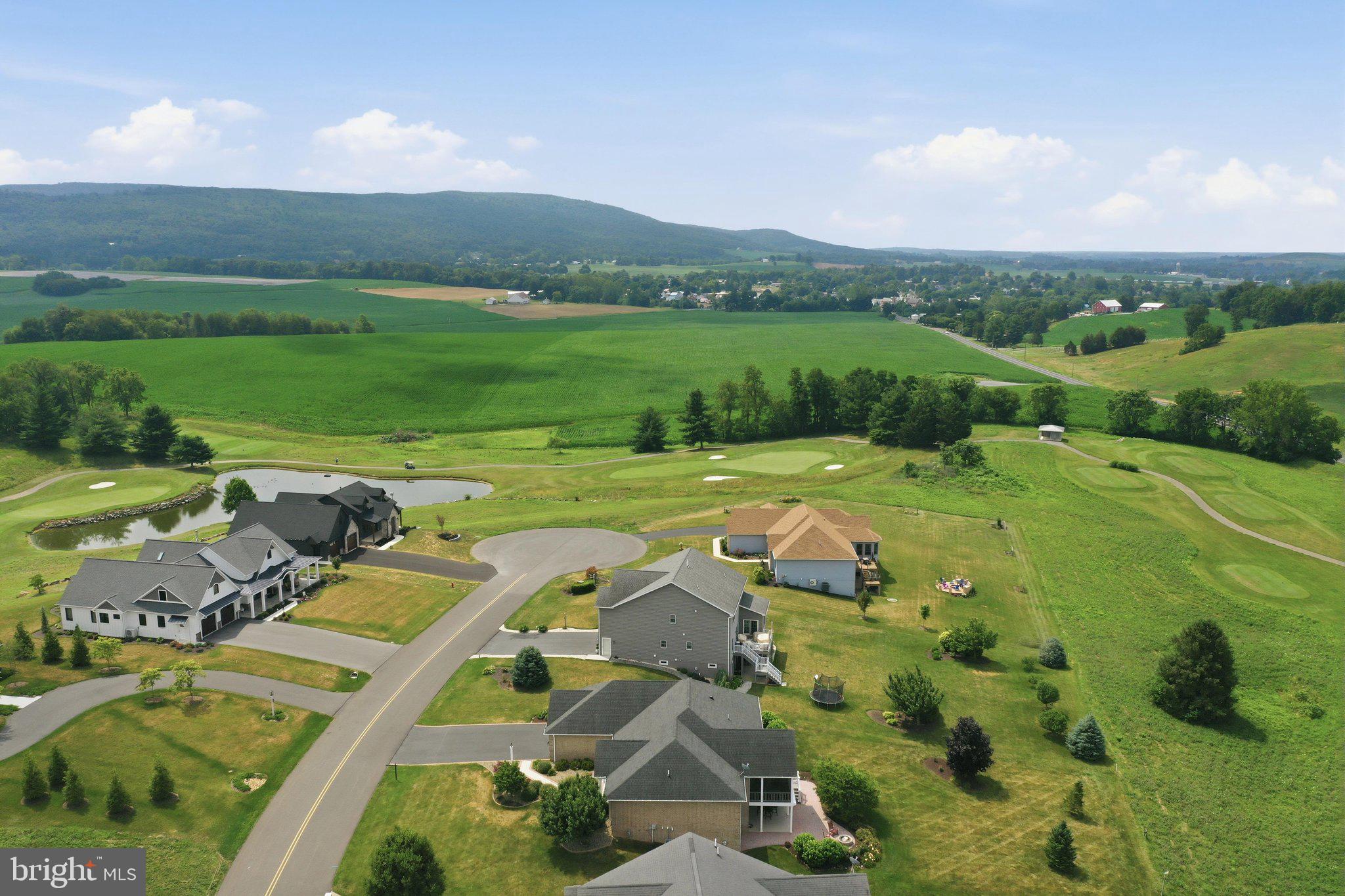 PENN NATIONAL GOLF COURSE COMMUNITY - Residential