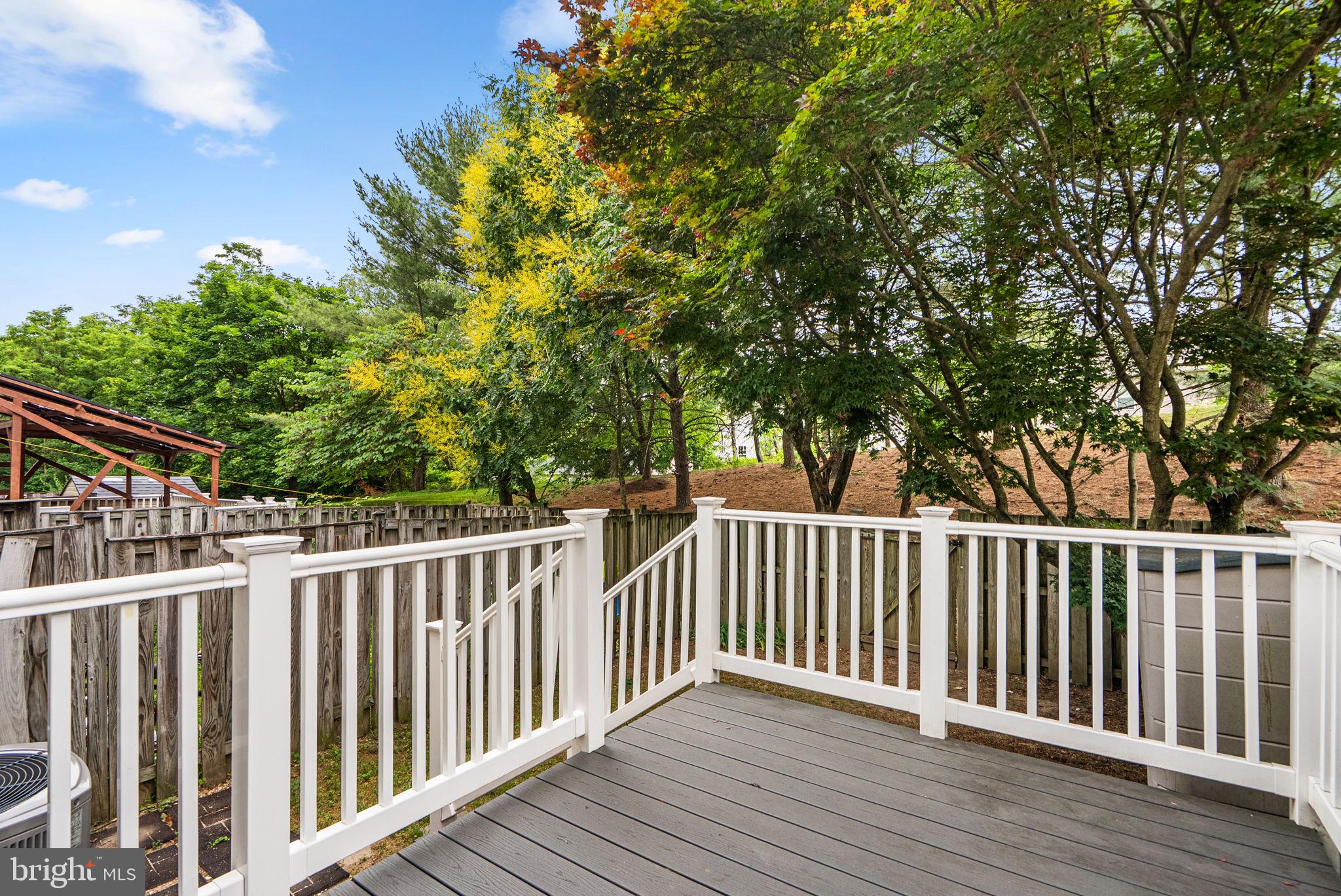 BRIGHTFIELD - Residential