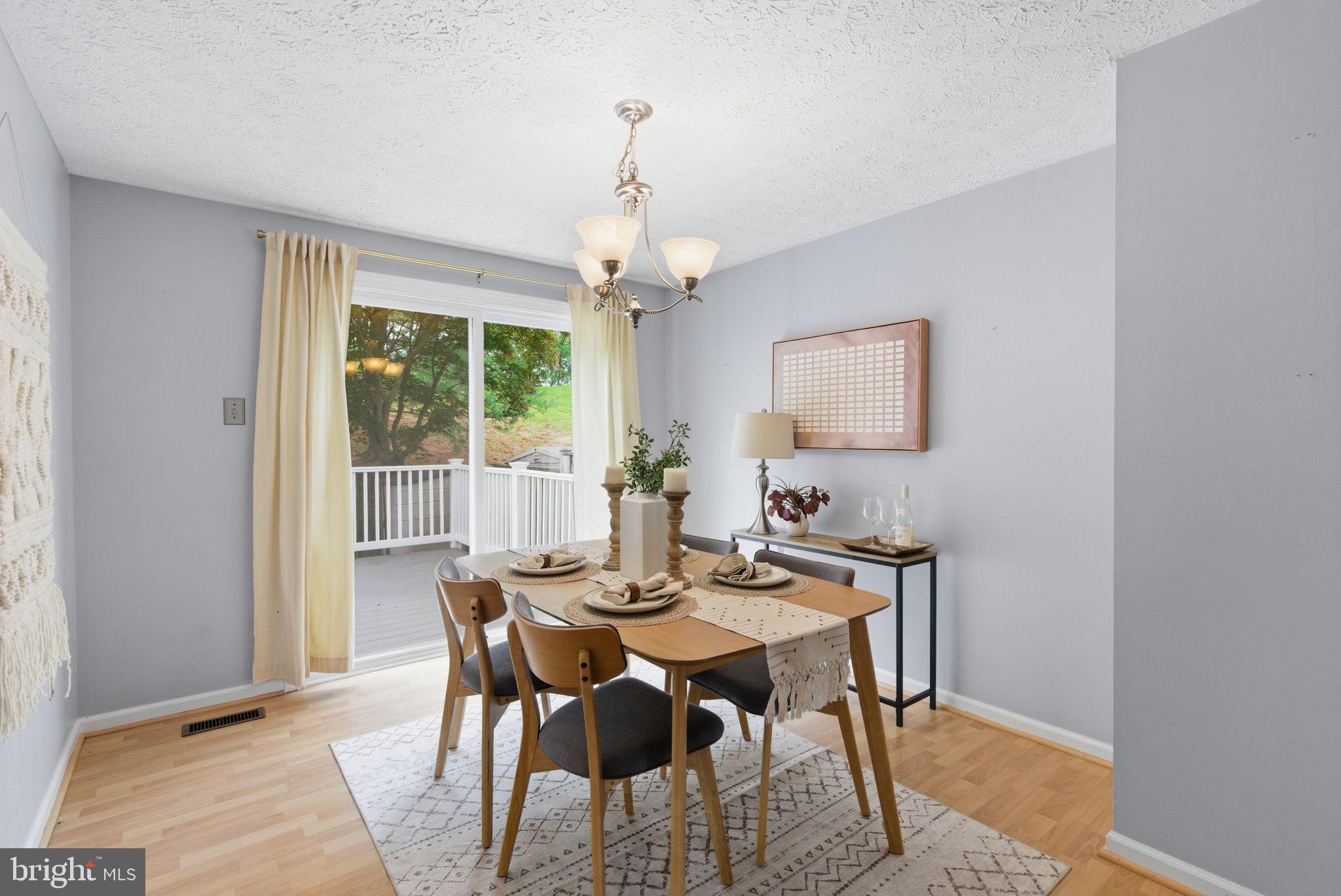 BRIGHTFIELD - Residential
