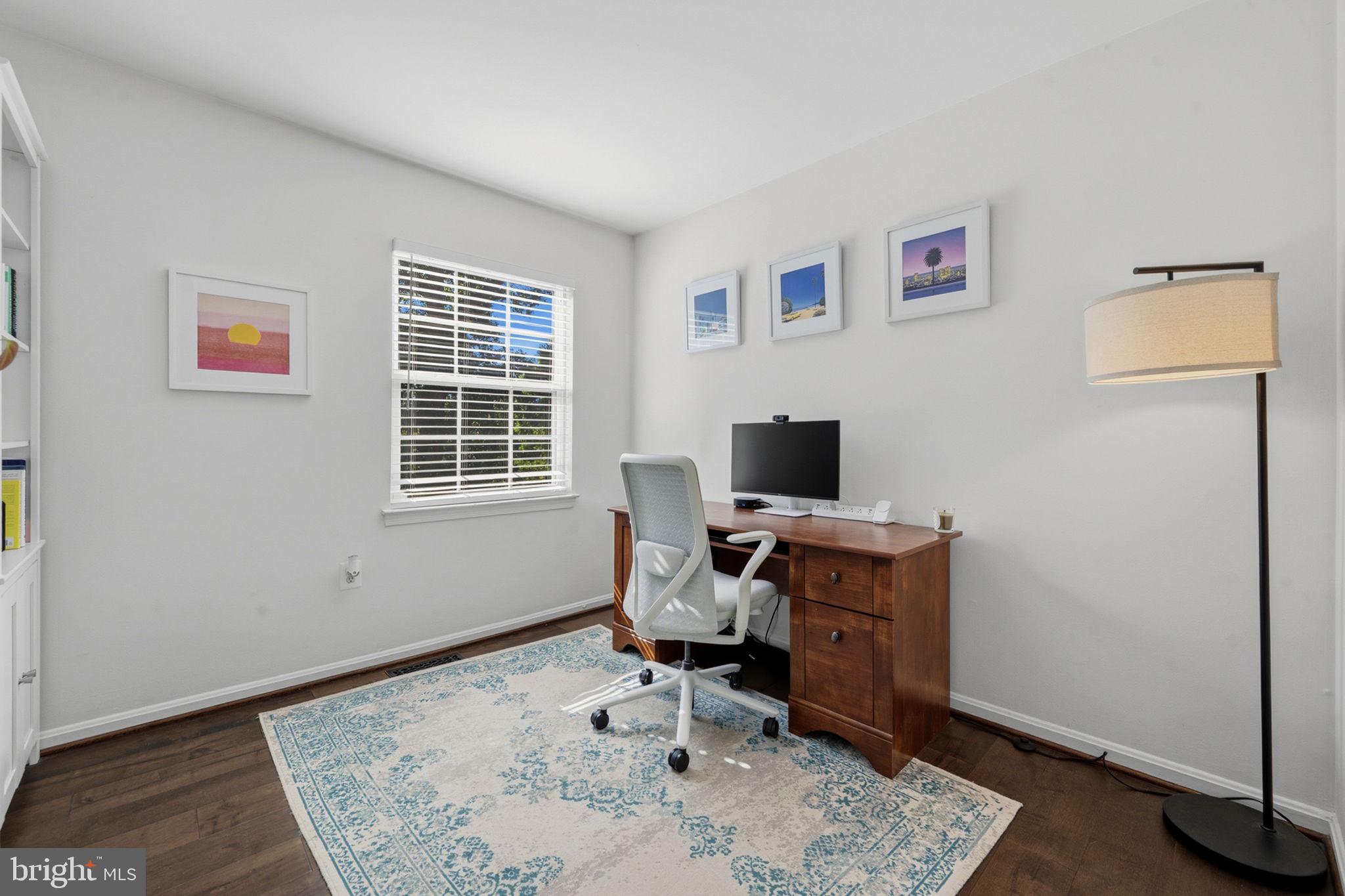PINEWOOD GREENS - Residential