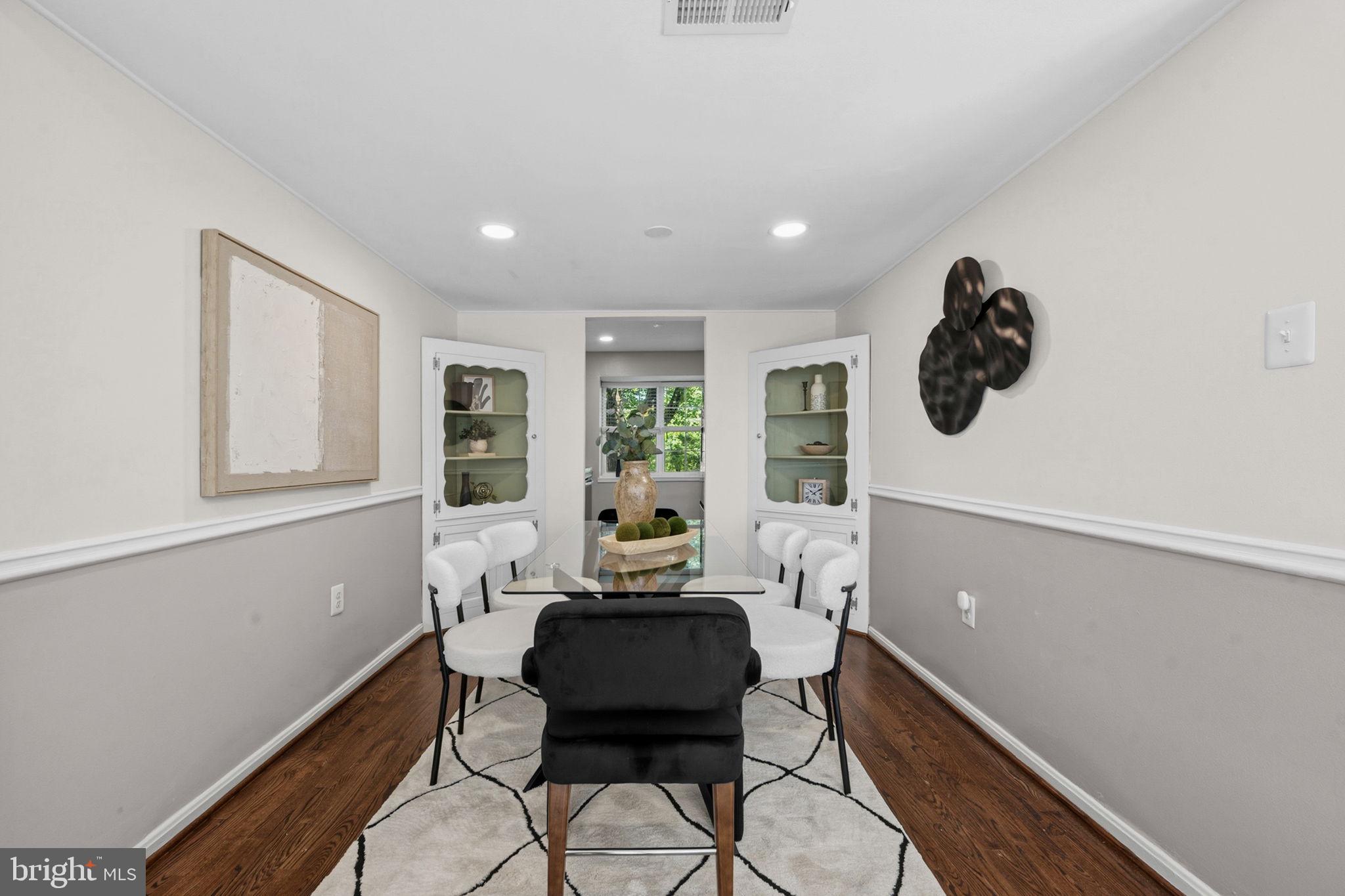 PINEWOOD GREENS - Residential