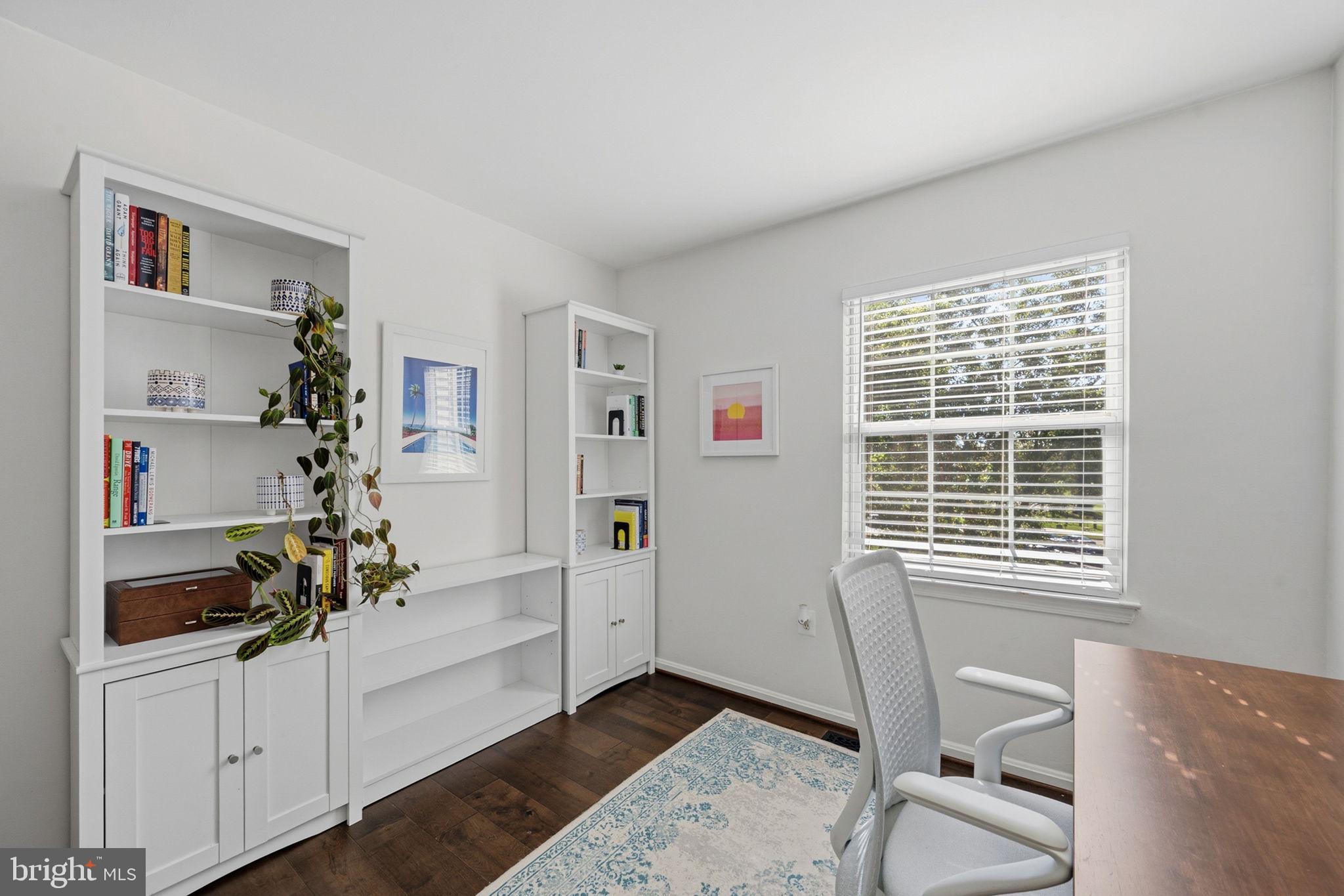 PINEWOOD GREENS - Residential
