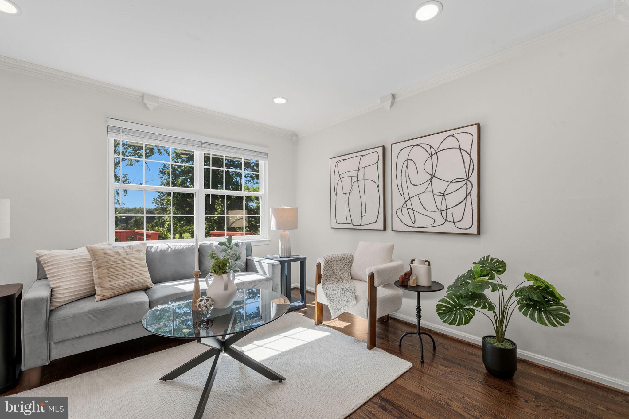 PINEWOOD GREENS - Residential