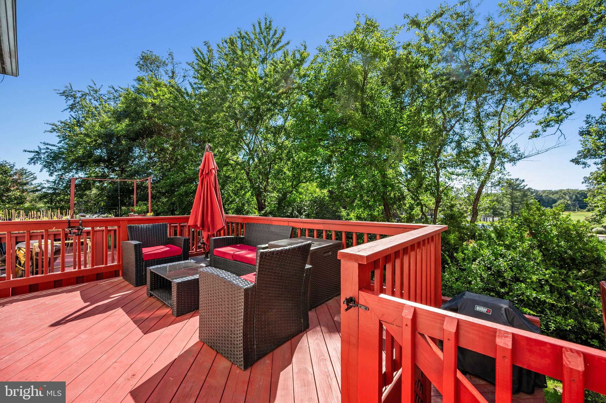 PINEWOOD GREENS - Residential