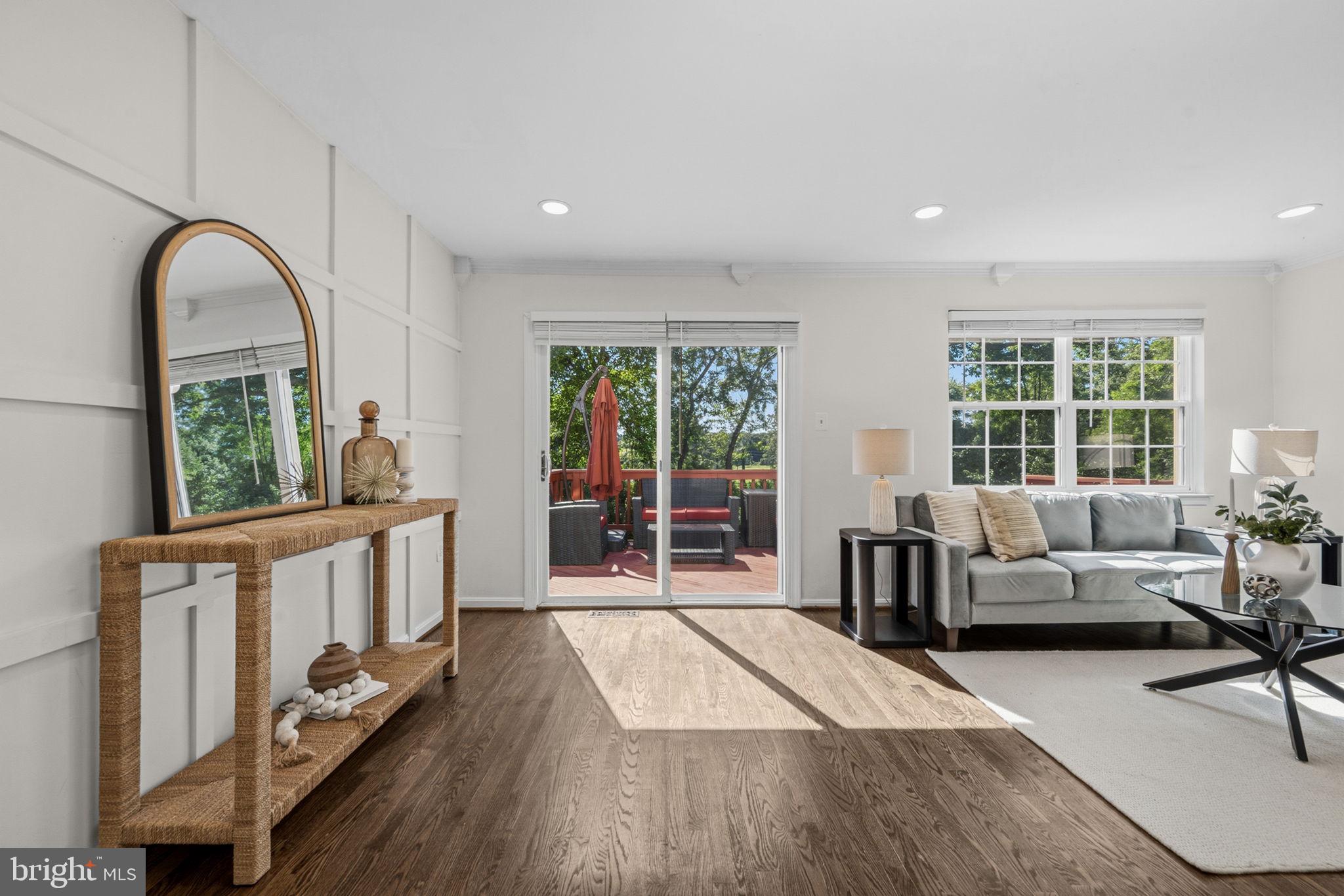 PINEWOOD GREENS - Residential