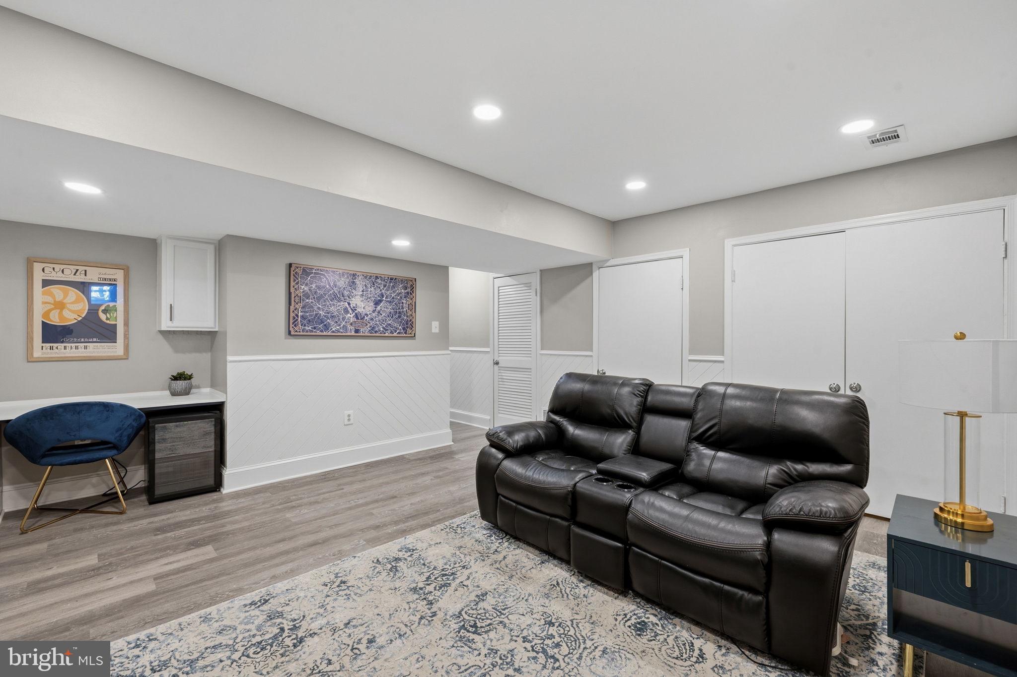 PINEWOOD GREENS - Residential