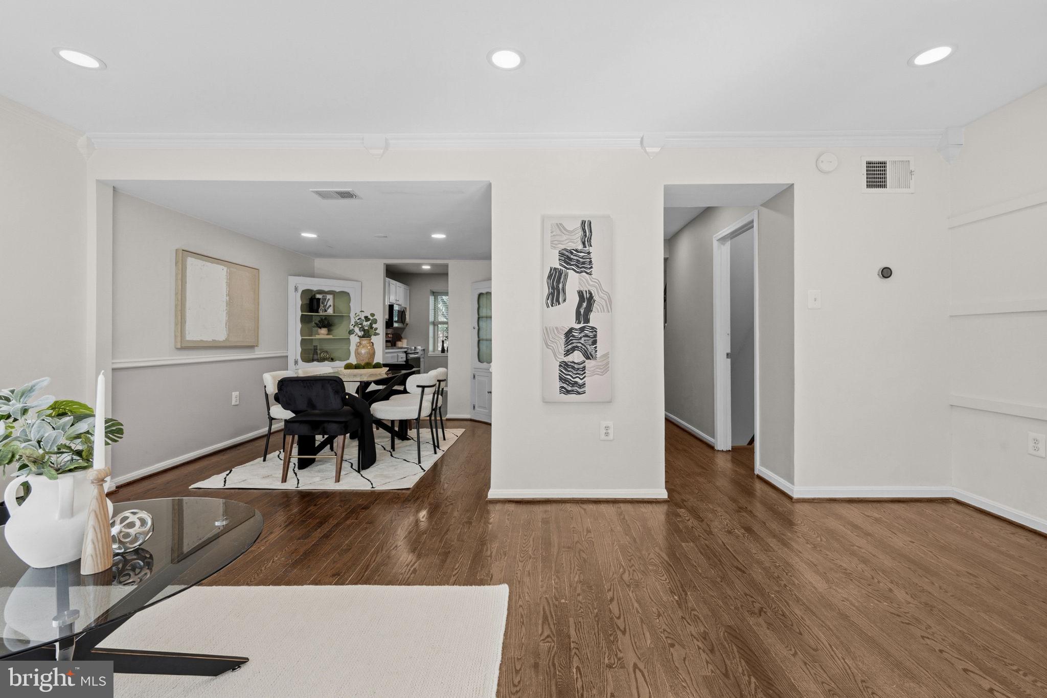 PINEWOOD GREENS - Residential