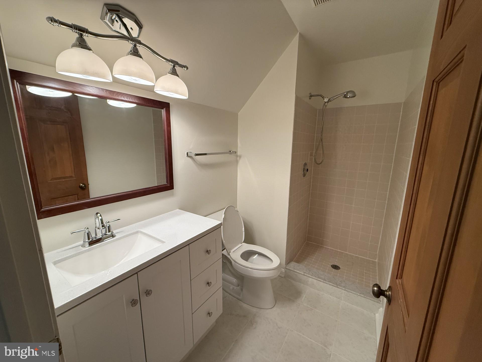 SOUTH RIVER LANDING - Residential